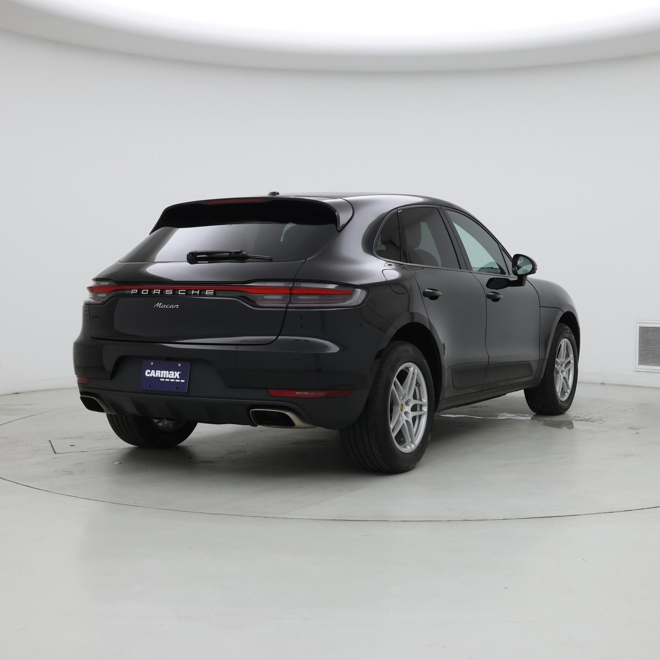 Thumbnail: 2021 Porsche Macan - 8