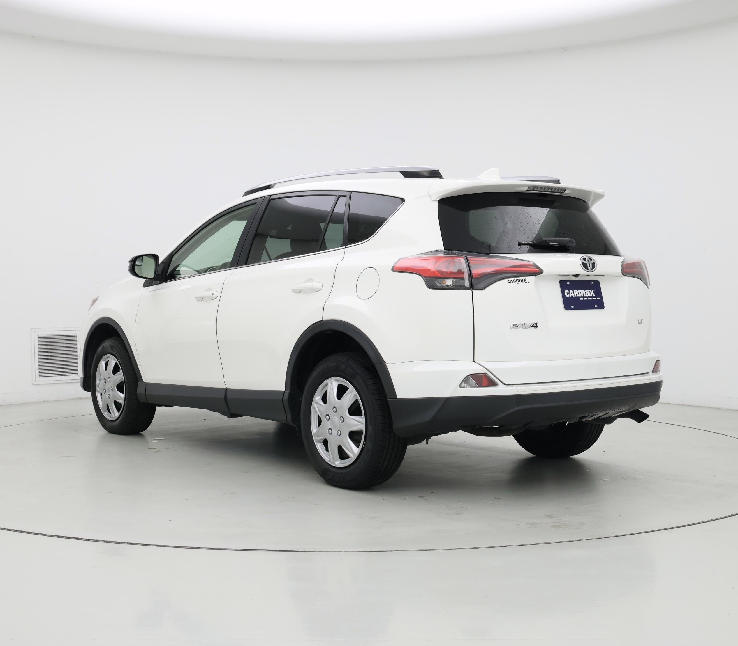 Thumbnail: 2021 Toyota RAV4 - 2