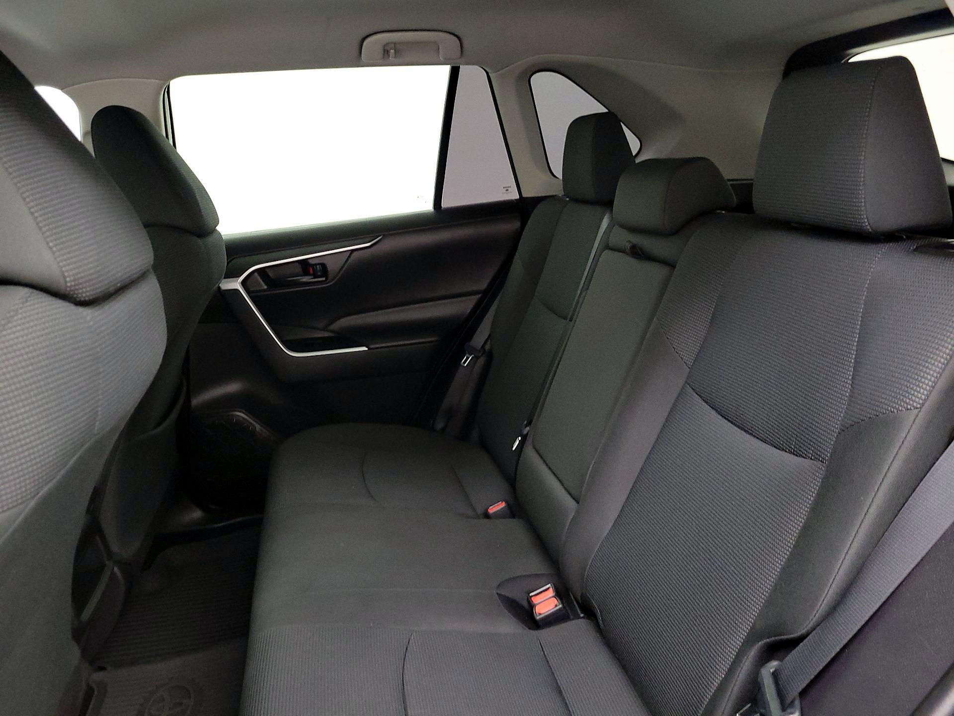 Thumbnail: 2021 Toyota RAV4 - 19