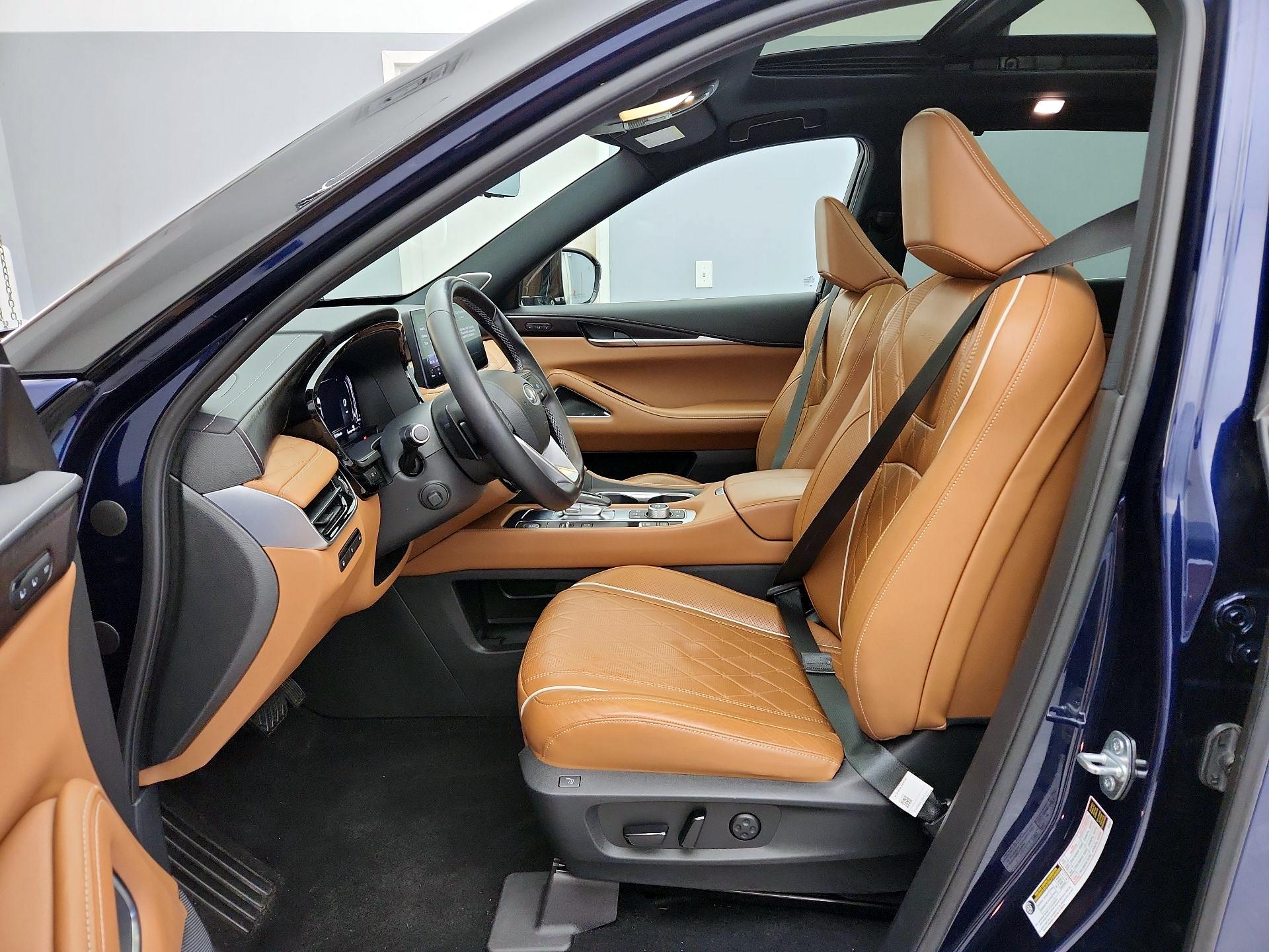 Thumbnail: 2022 INFINITI QX60 - 11