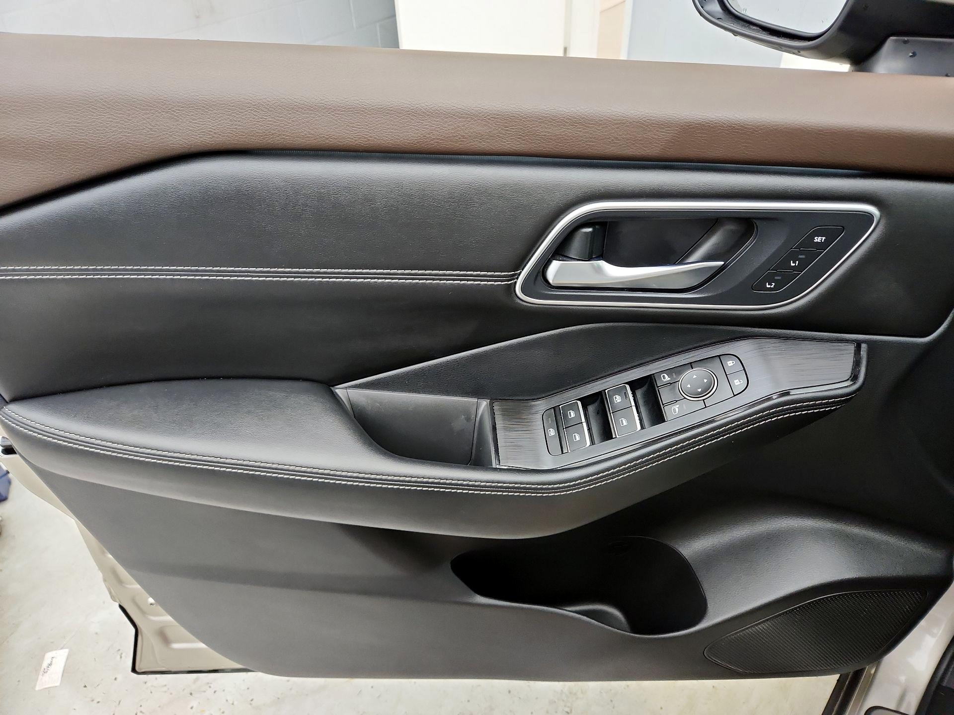 Thumbnail: 2022 Nissan Rogue - 12