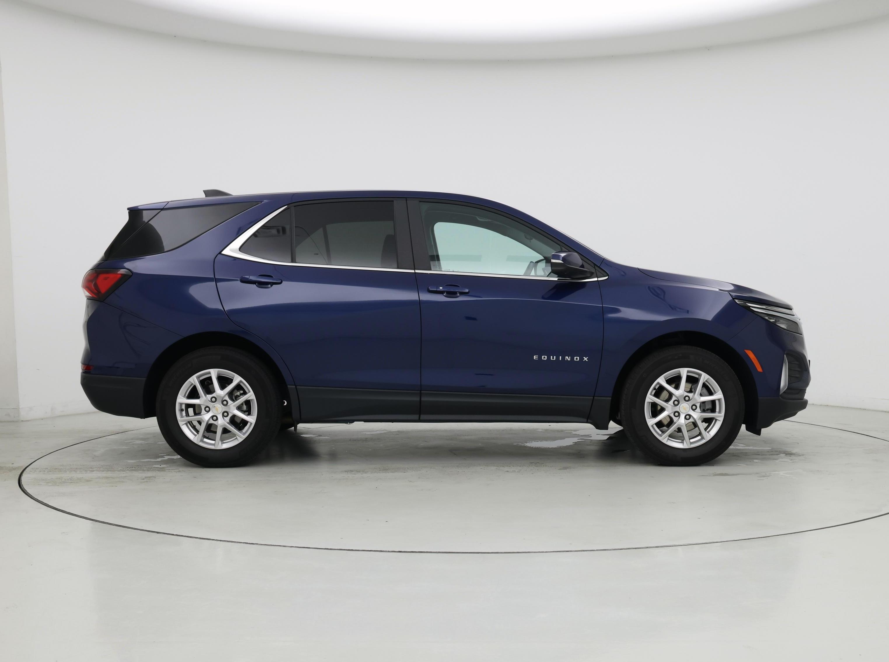 Thumbnail: 2023 Chevrolet Equinox - 7