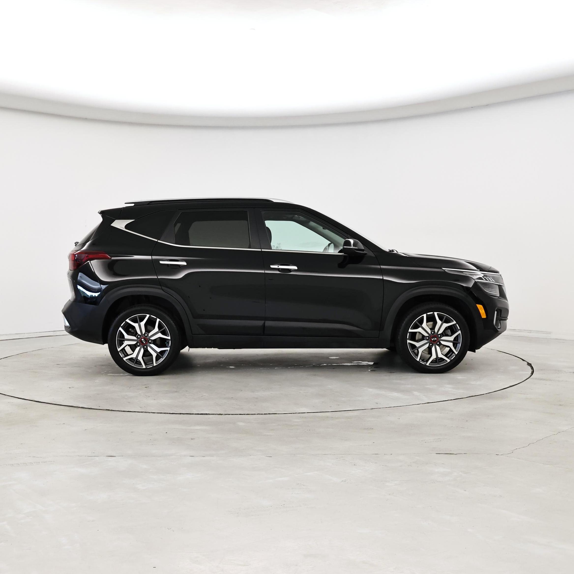 Thumbnail: 2021 Kia Seltos - 7