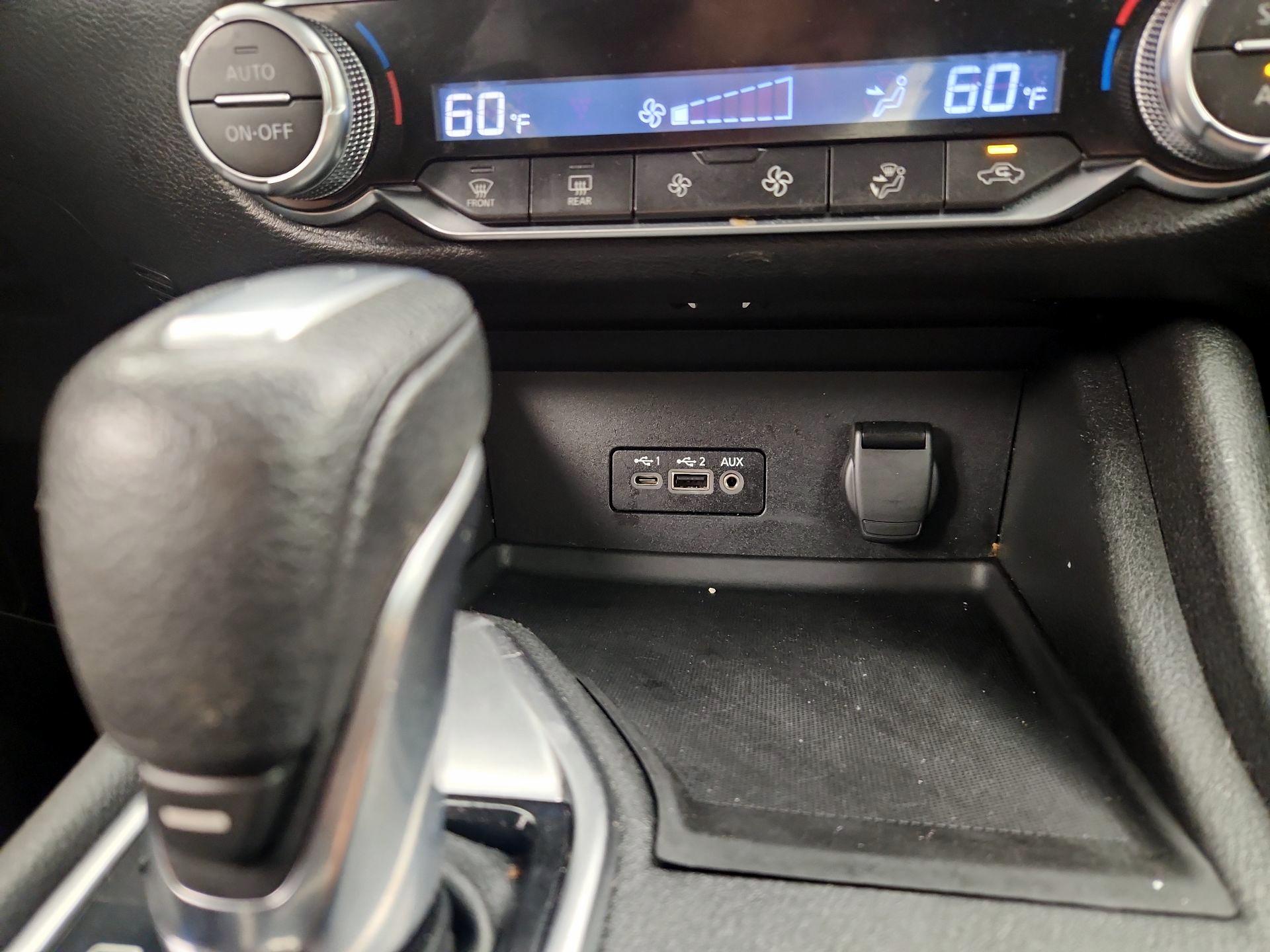 Thumbnail: 2021 Nissan Sentra - 18