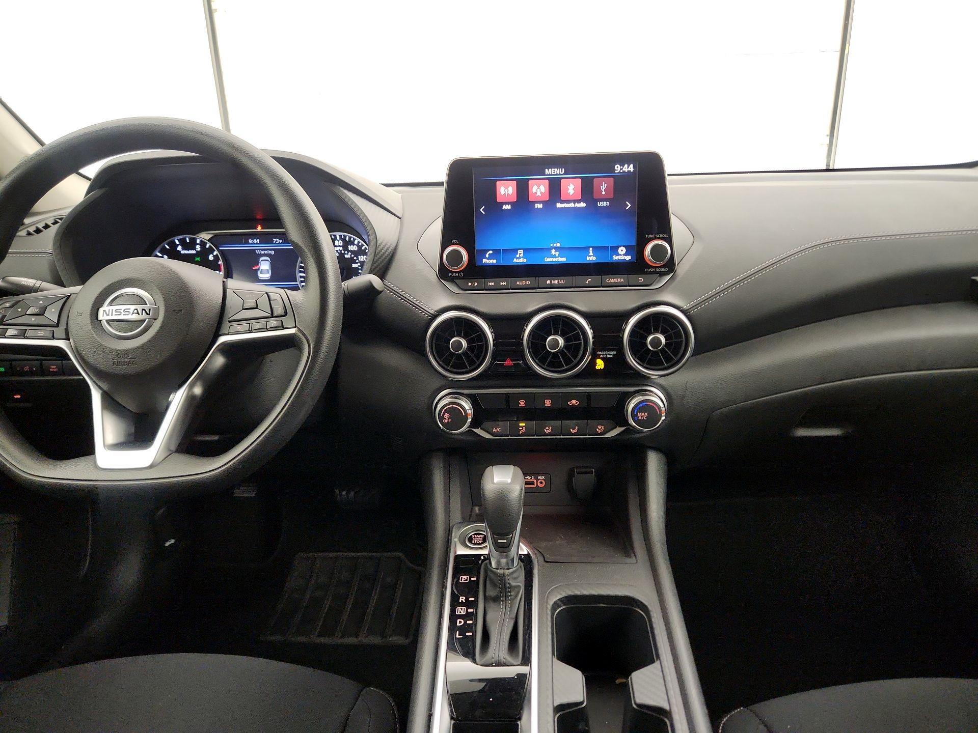Thumbnail: 2023 Nissan Sentra - 9