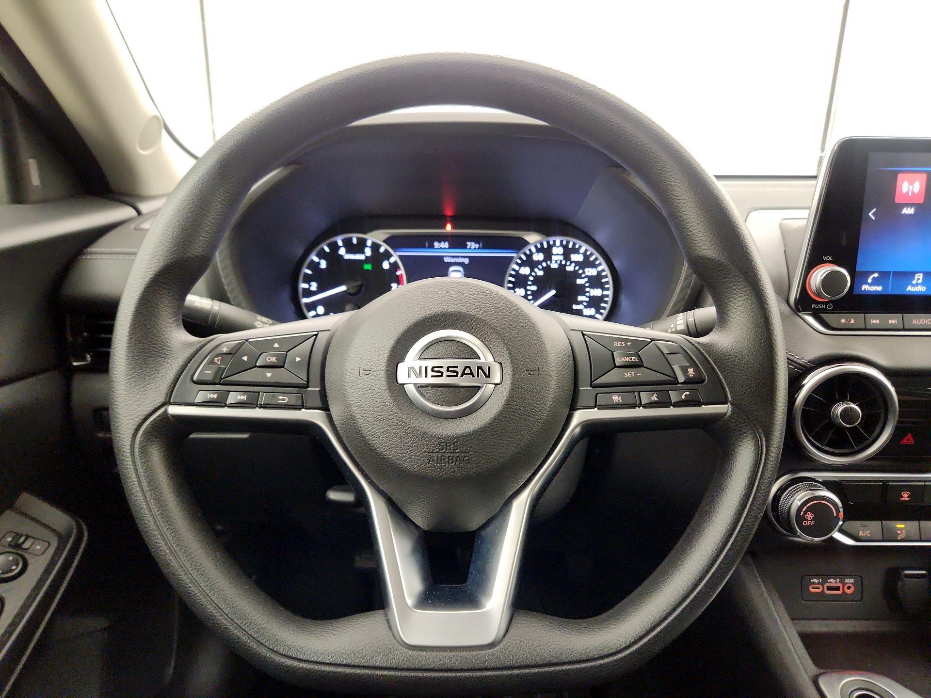 Thumbnail: 2023 Nissan Sentra - 10