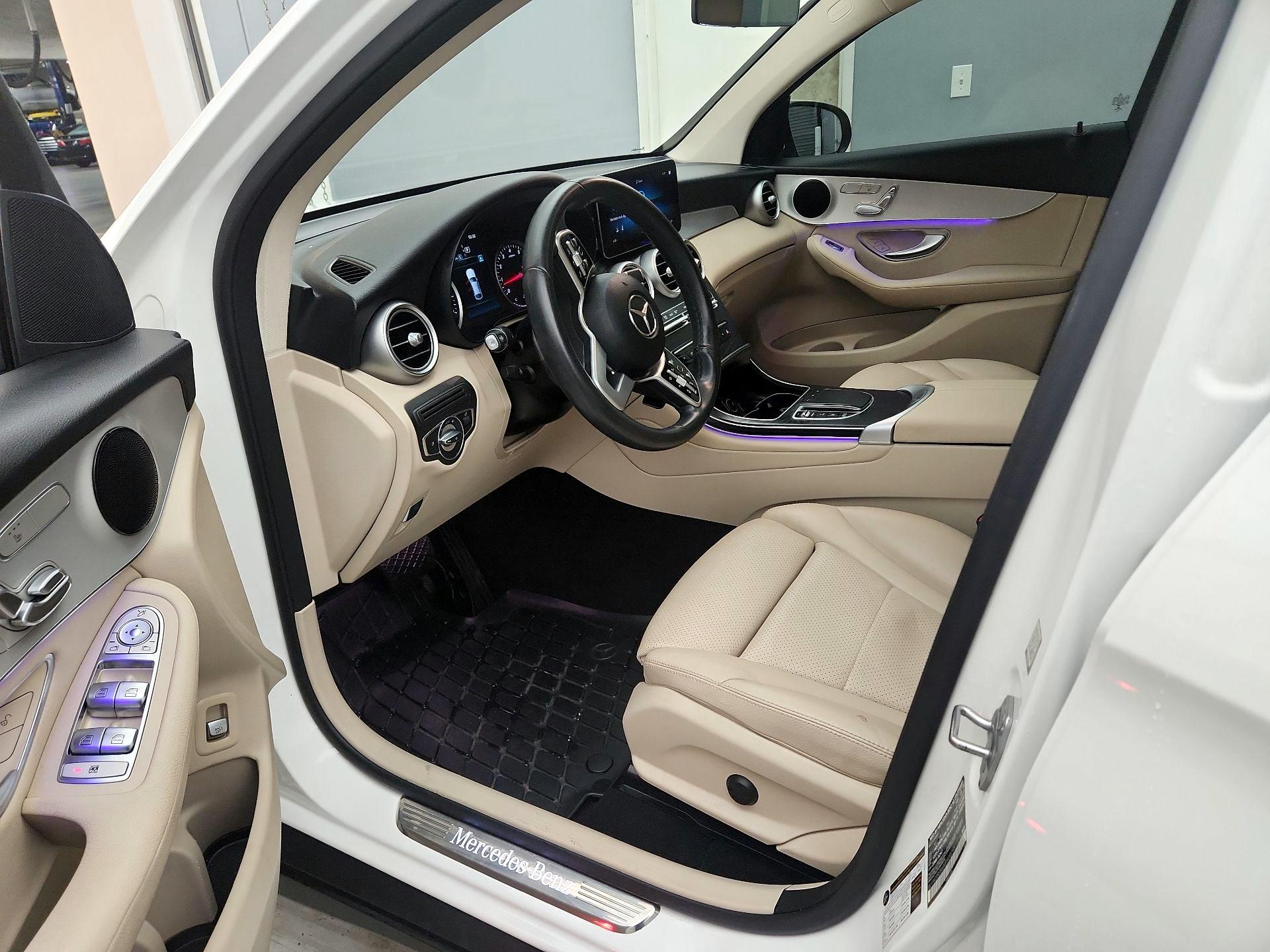 Thumbnail: 2021 Mercedes-Benz GLC - 11