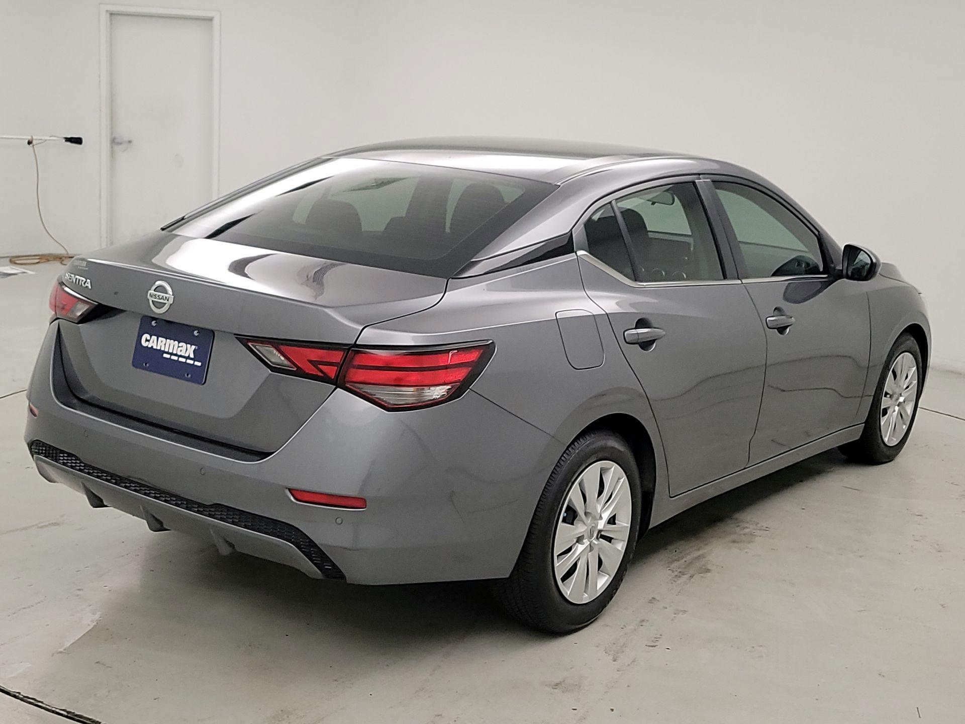 Thumbnail: 2023 Nissan Sentra - 5