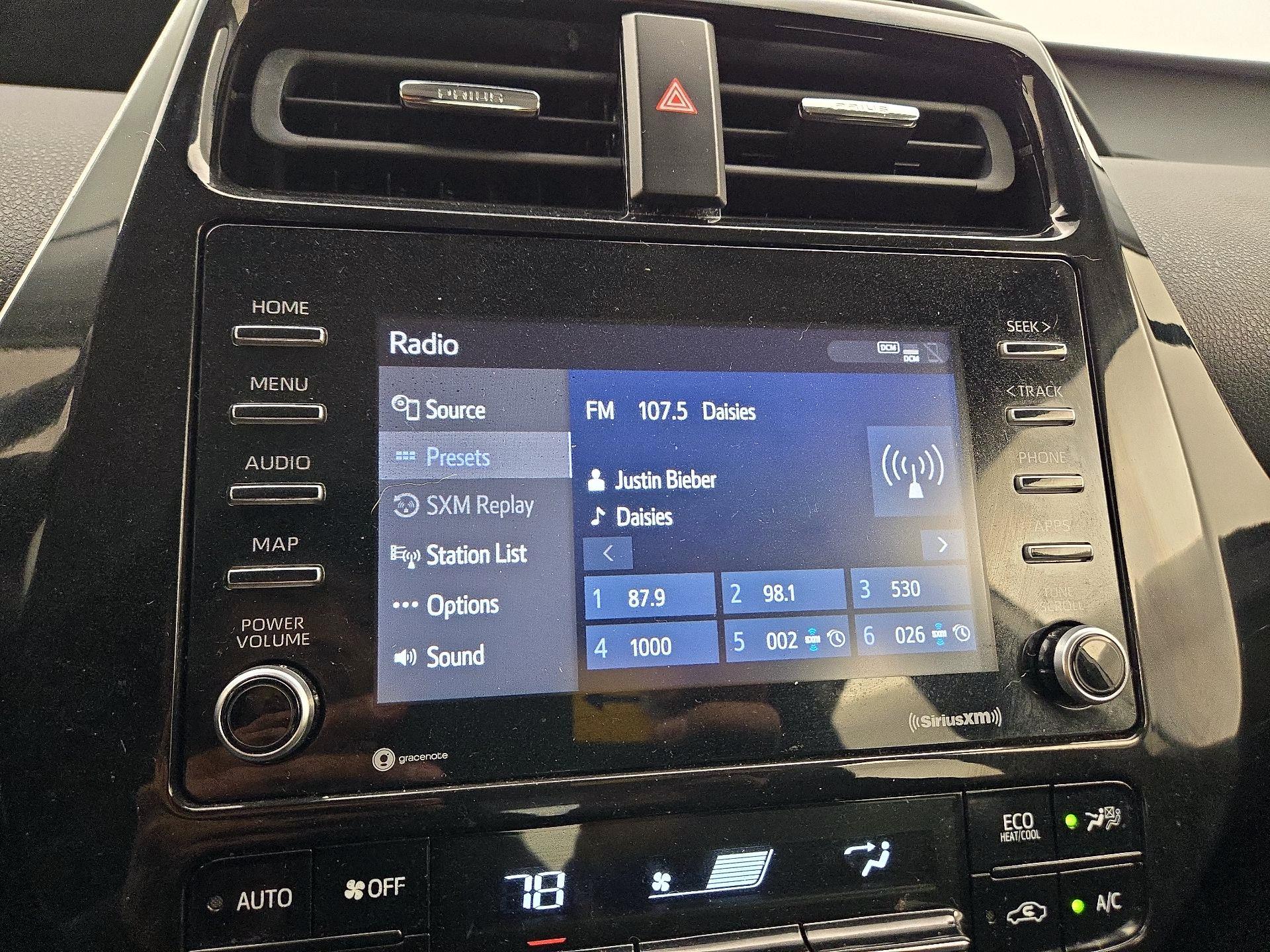 Thumbnail: 2022 Toyota Prius - 15