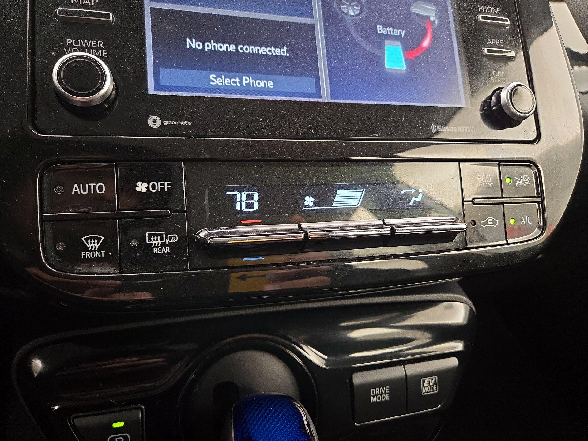 Thumbnail: 2022 Toyota Prius - 16