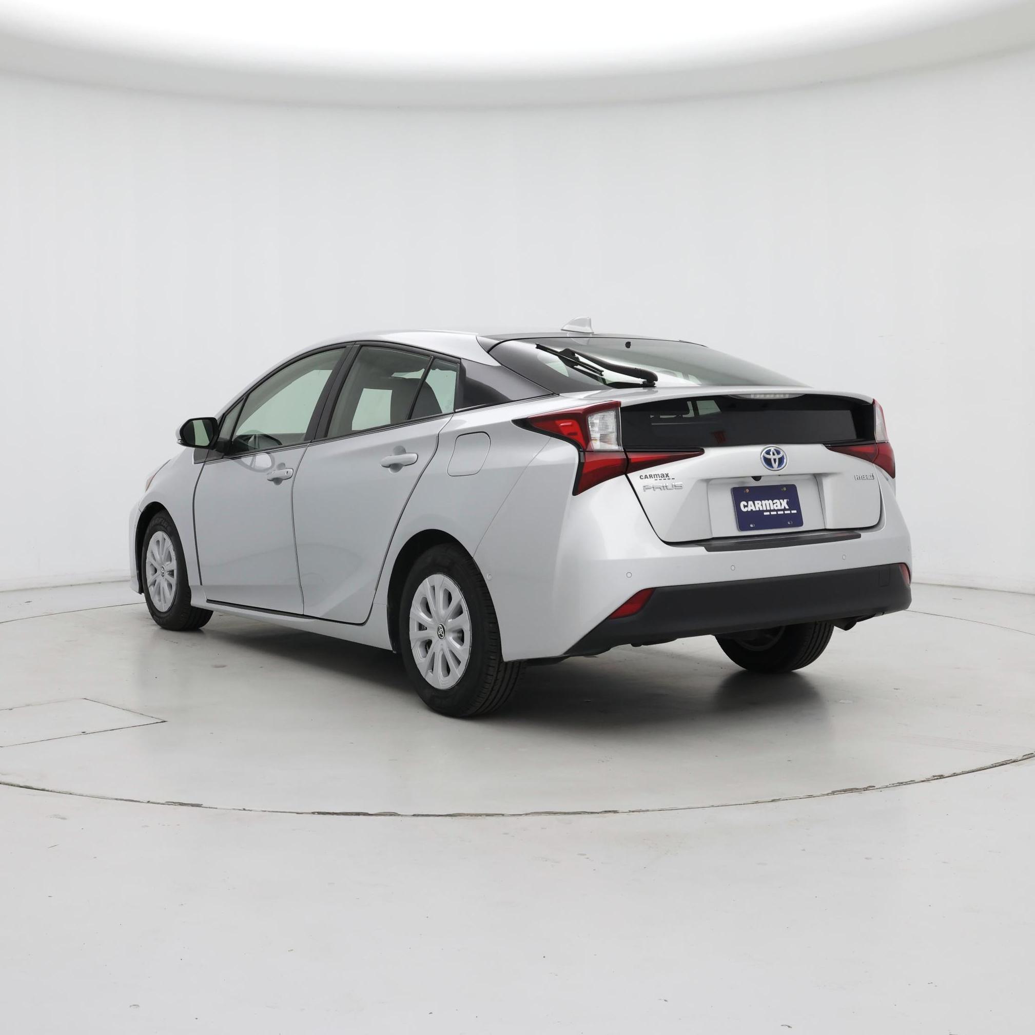 Thumbnail: 2022 Toyota Prius - 2