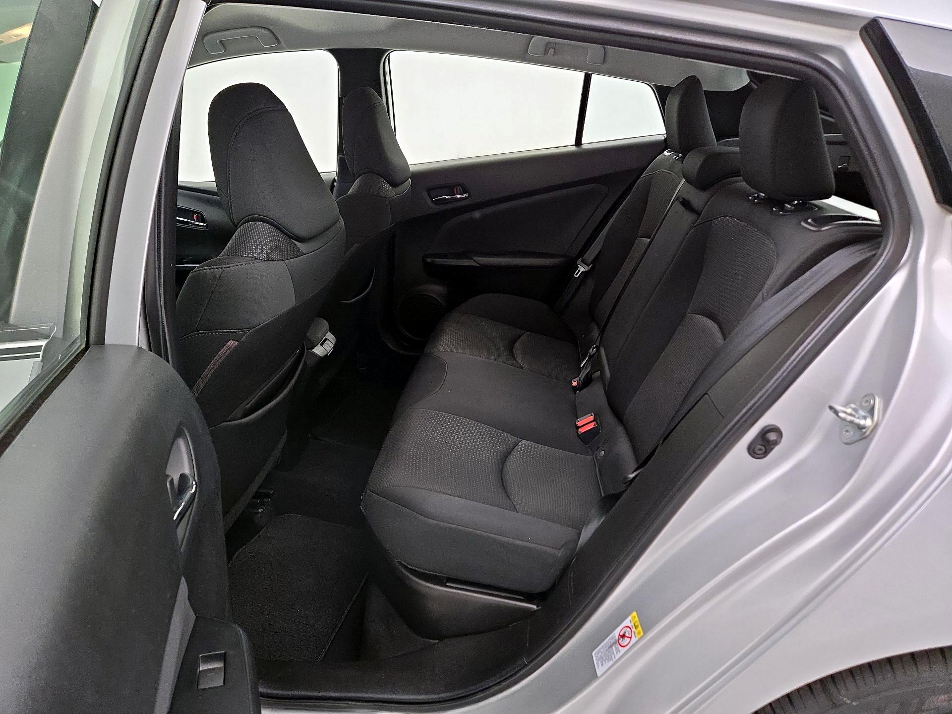 Thumbnail: 2022 Toyota Prius - 19