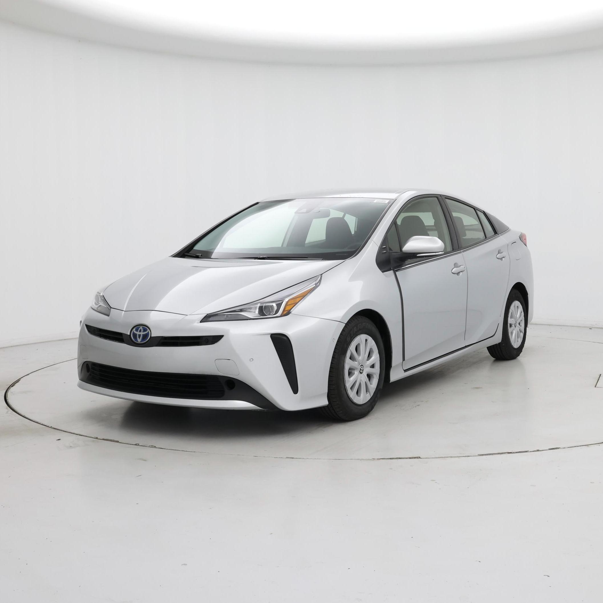 Thumbnail: 2022 Toyota Prius - 4