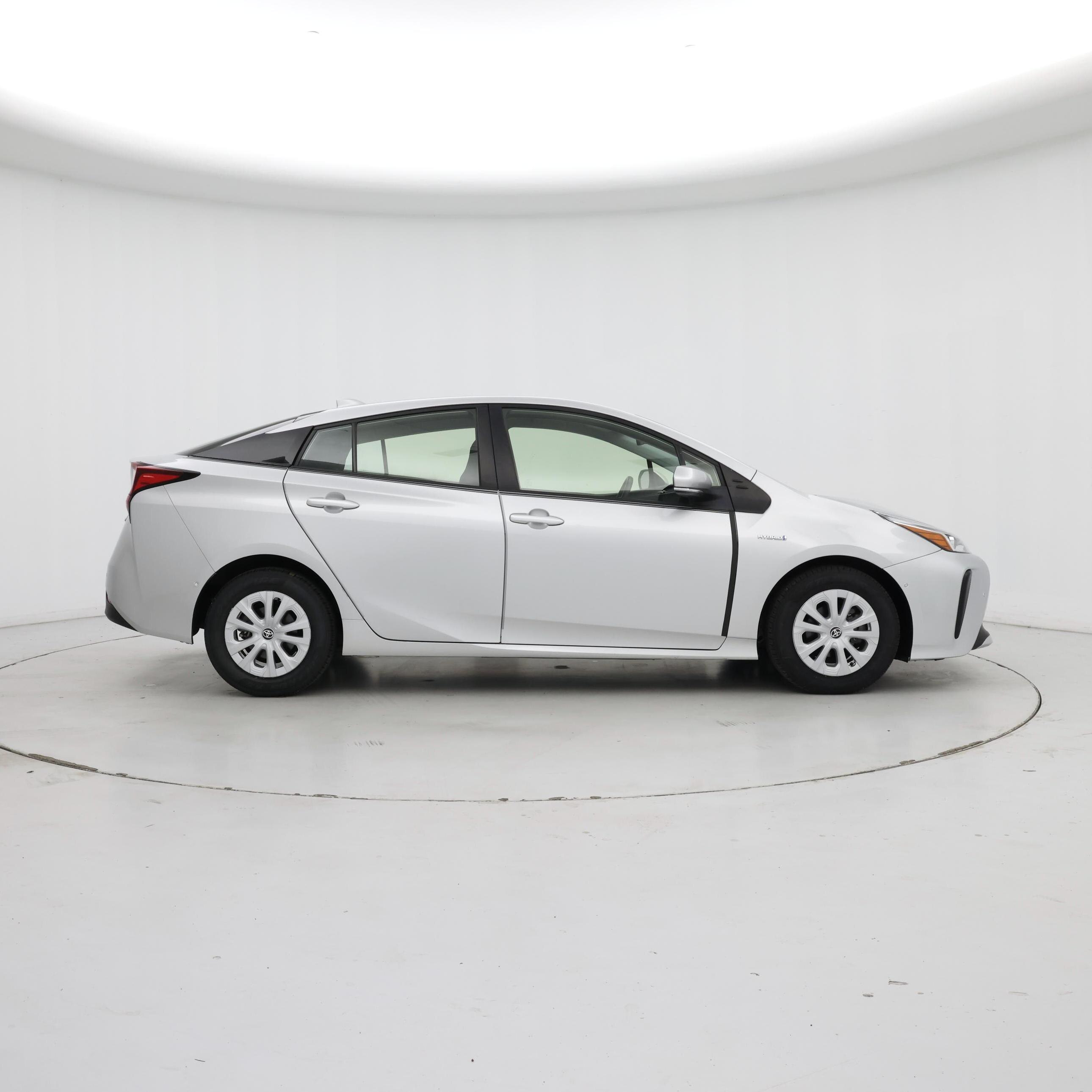 Thumbnail: 2022 Toyota Prius - 7