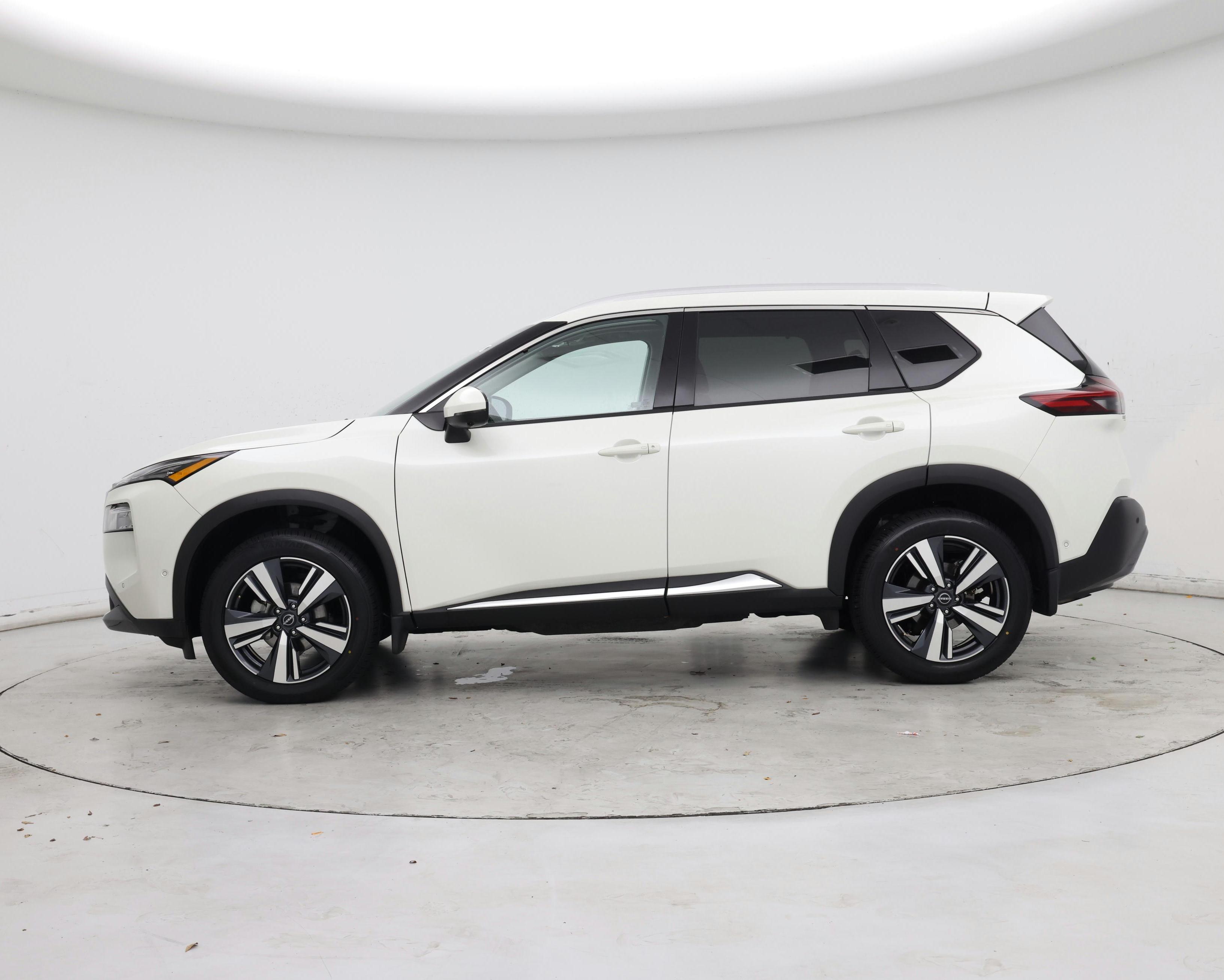 Thumbnail: 2022 Nissan Rogue - 3