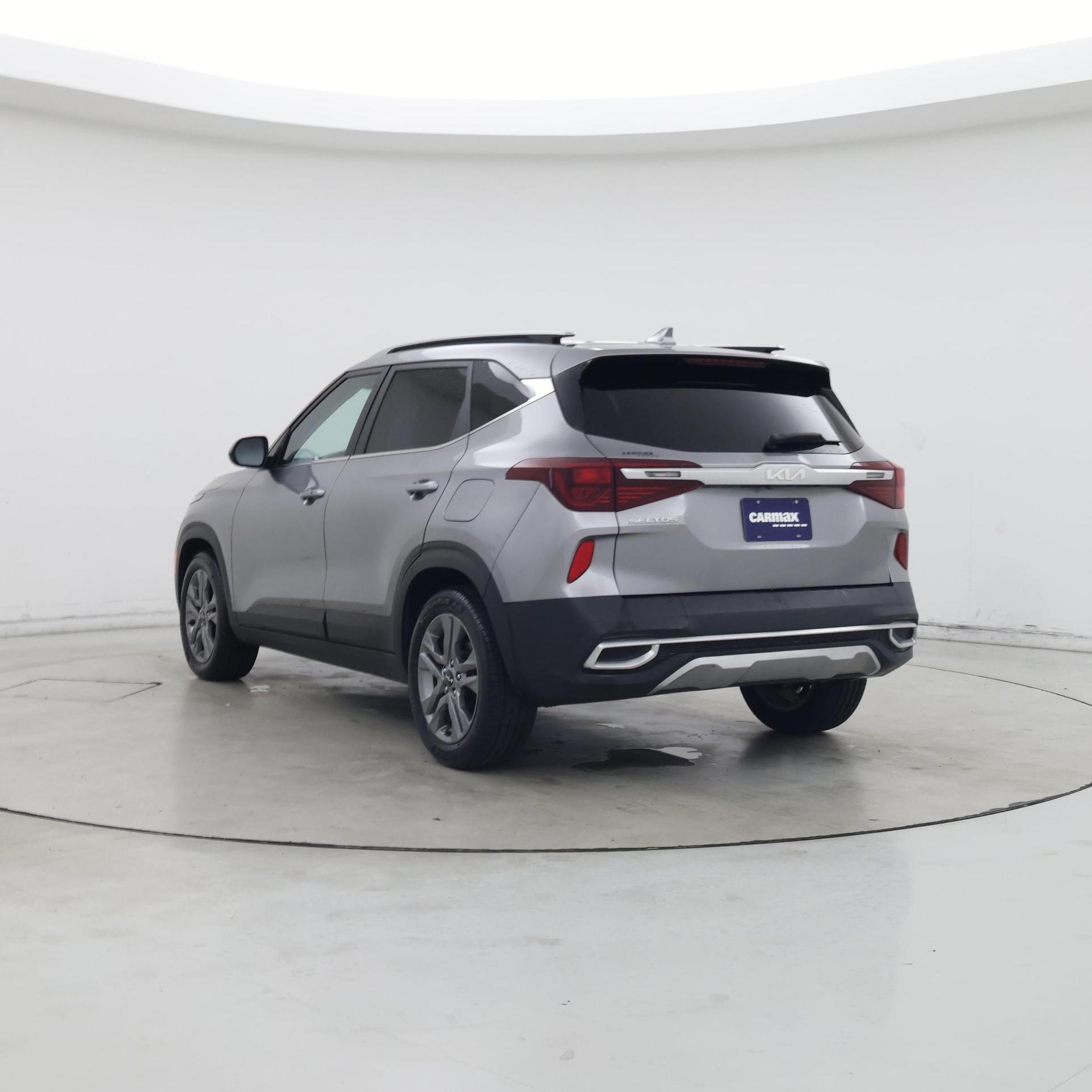 Thumbnail: 2022 Kia Seltos - 2