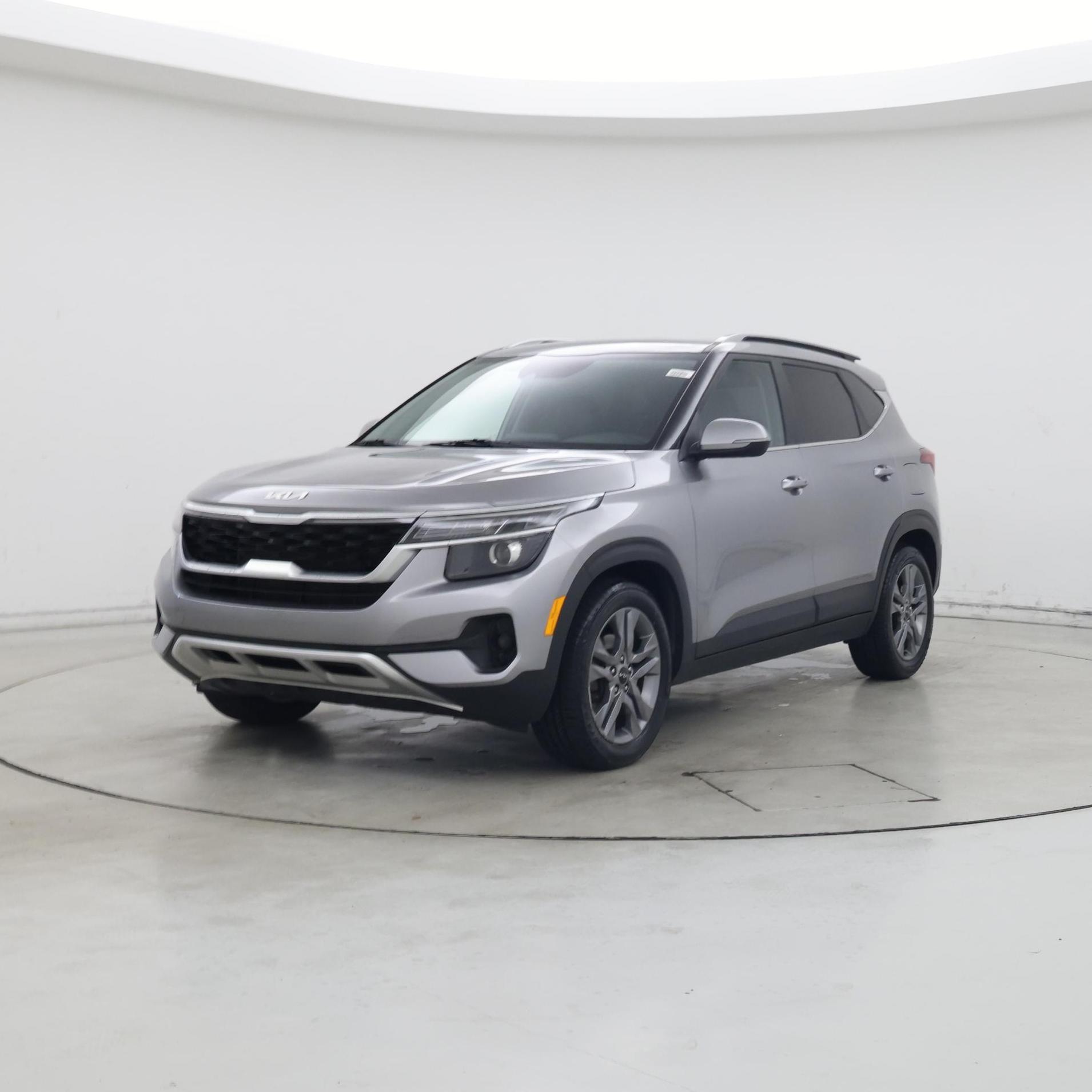 Thumbnail: 2022 Kia Seltos - 4