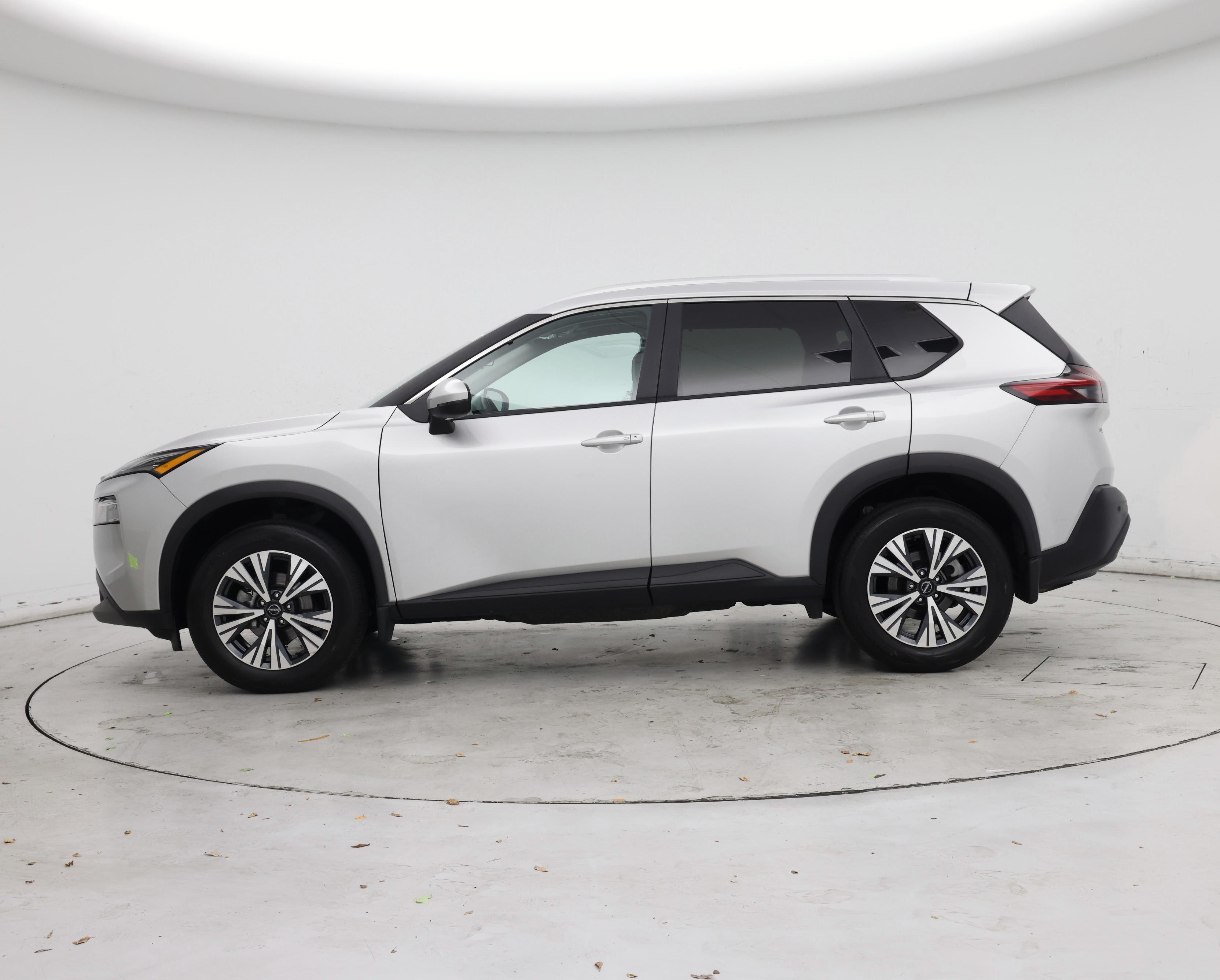 Thumbnail: 2023 Nissan Rogue - 3