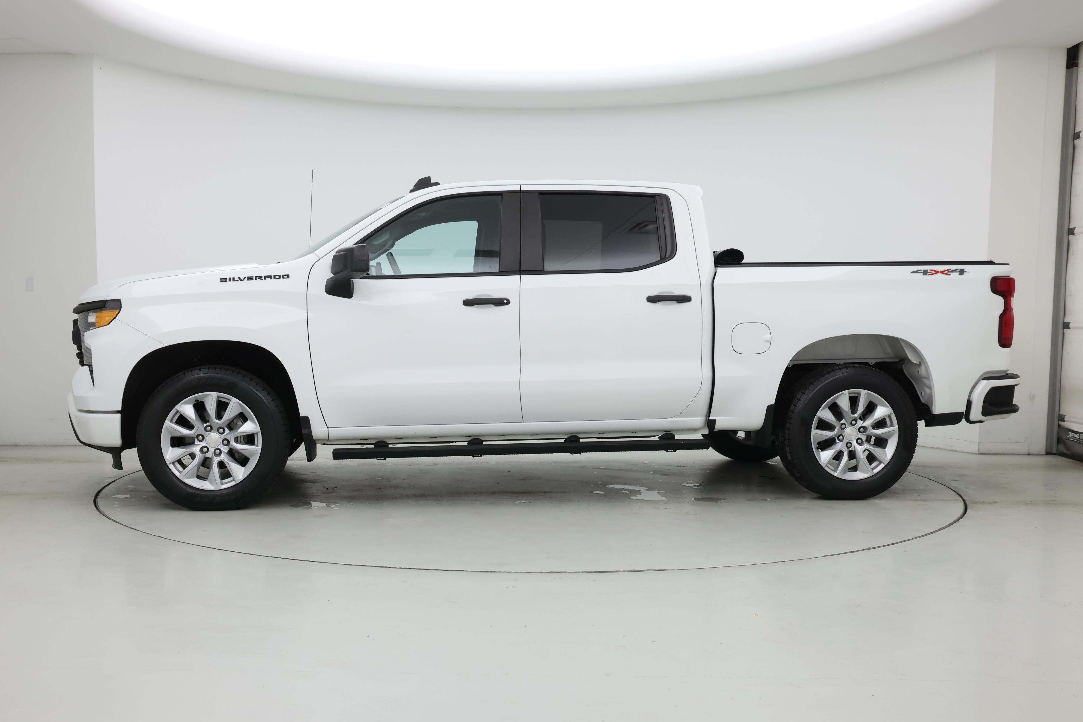 Thumbnail: 2022 Chevrolet Silverado 1500 - 3