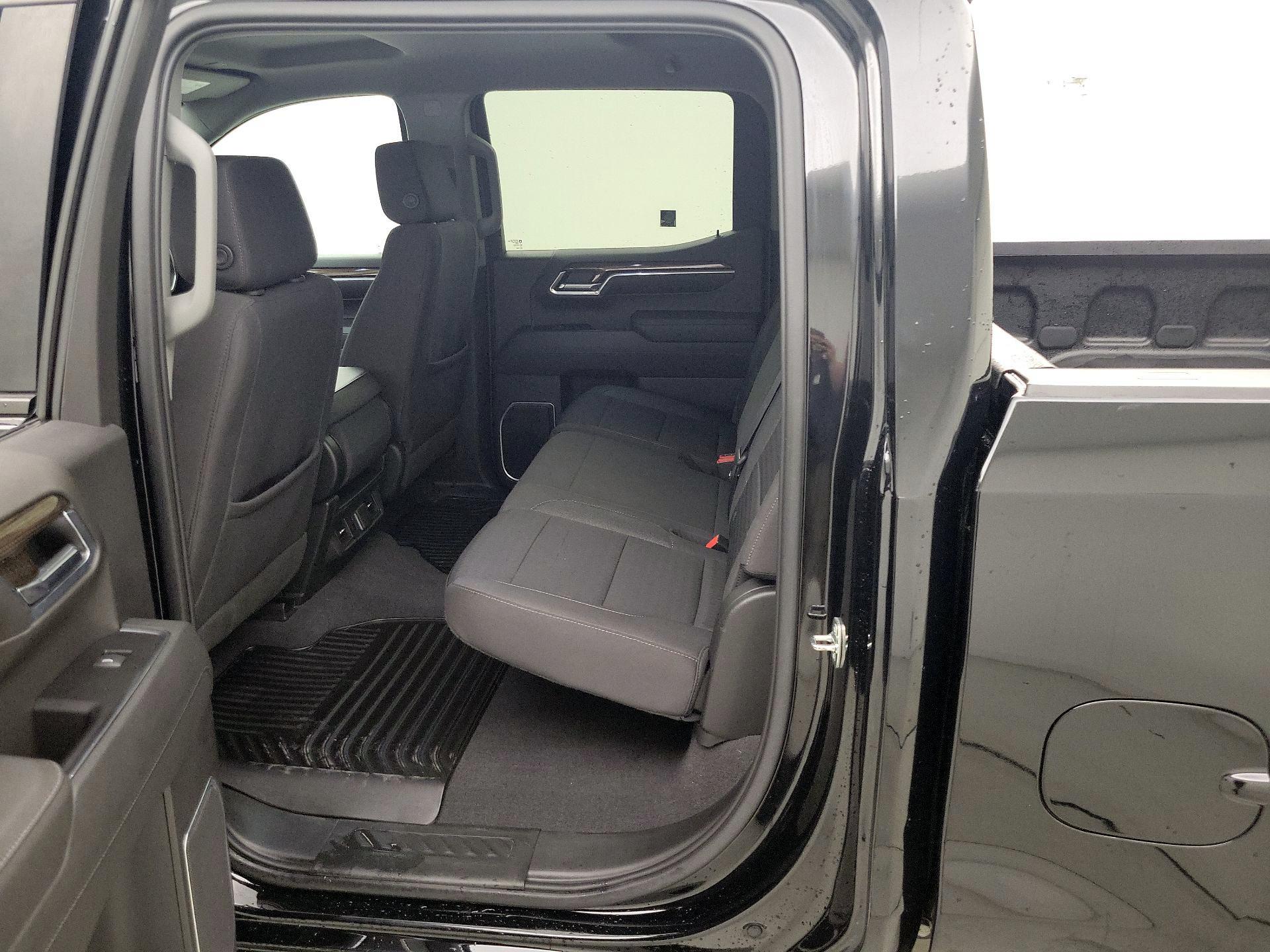 Thumbnail: 2022 Chevrolet Silverado 1500 - 19