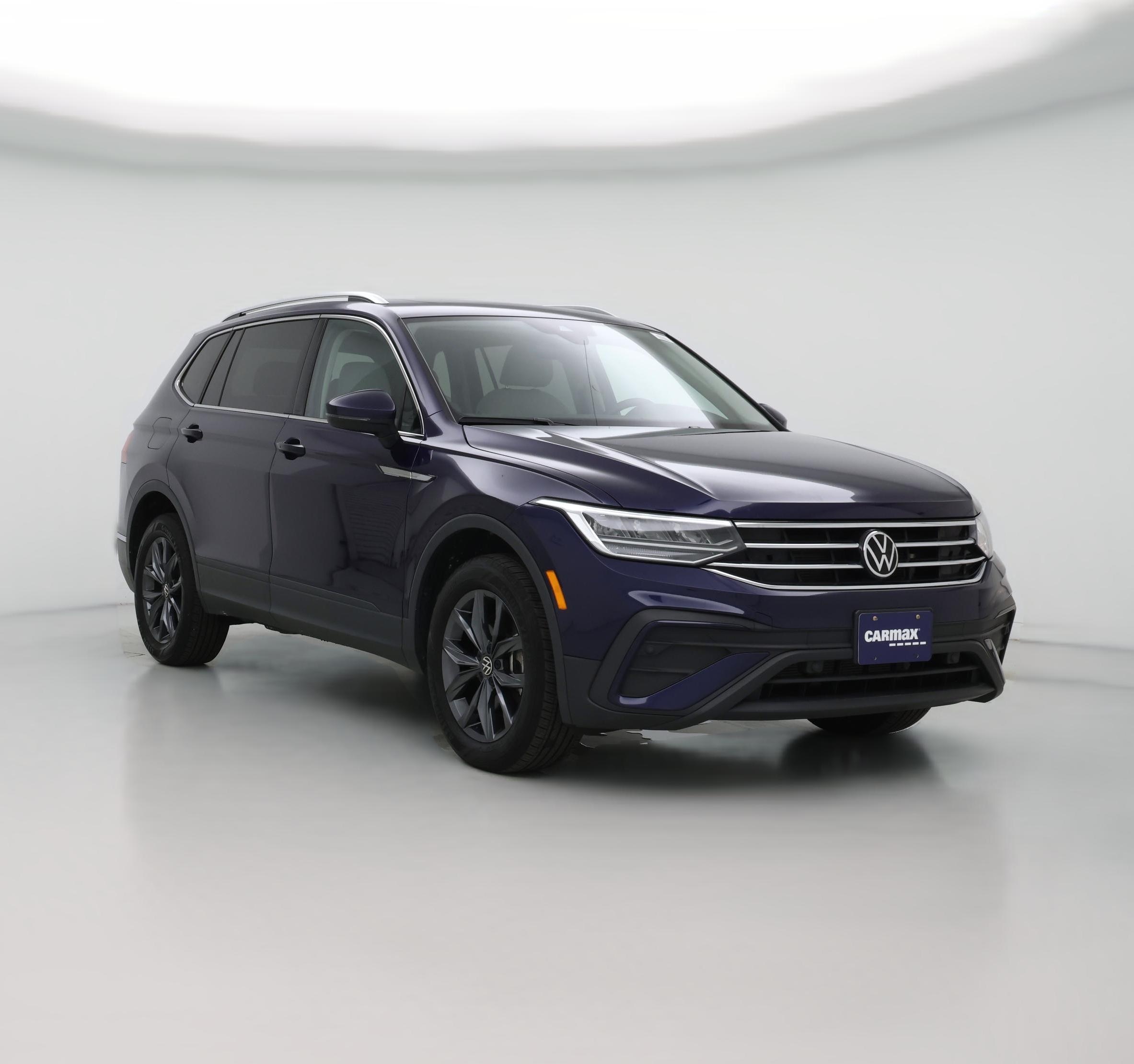 Thumbnail: 2022 Volkswagen Tiguan - 1