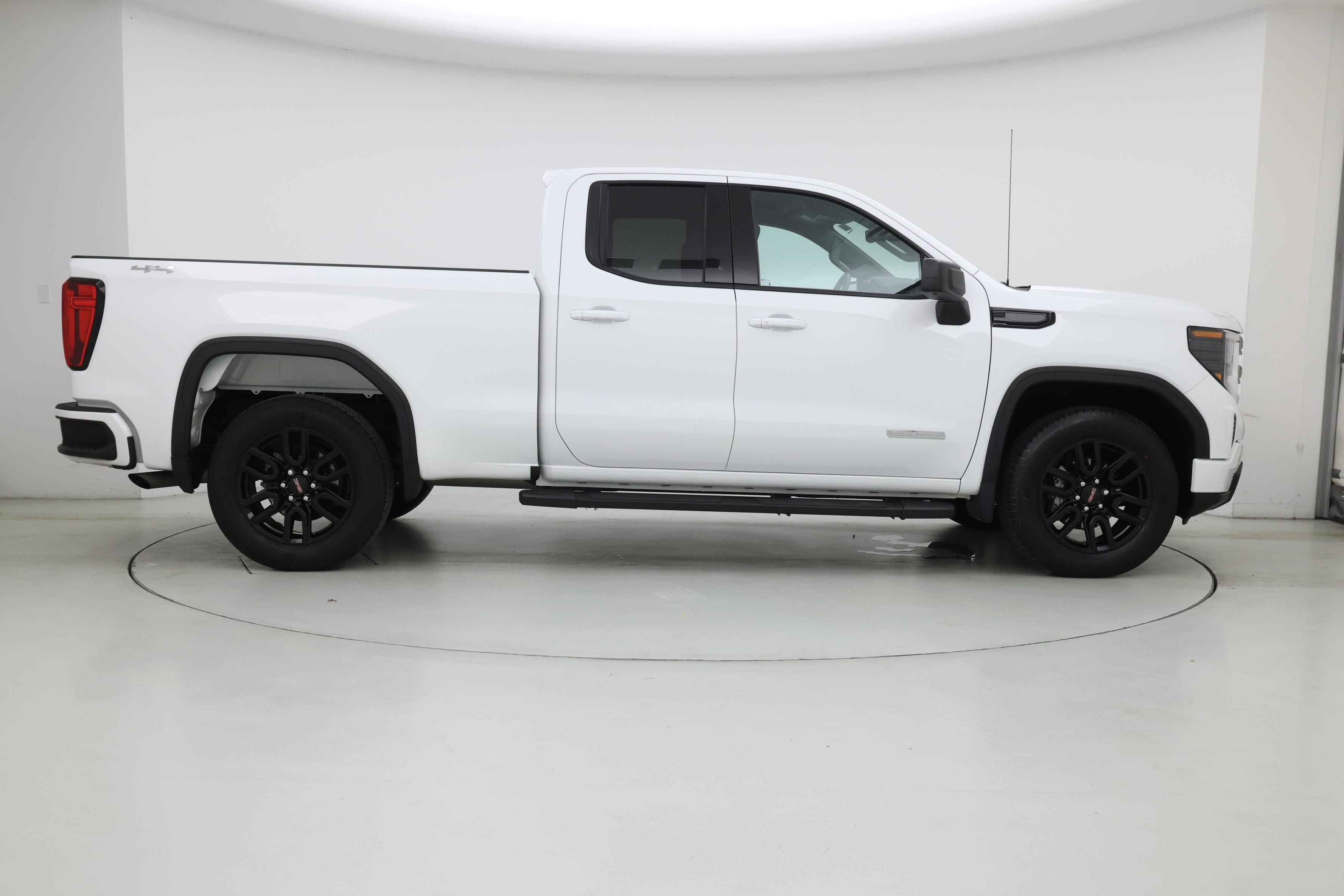 Thumbnail: 2023 GMC Sierra 1500 - 7