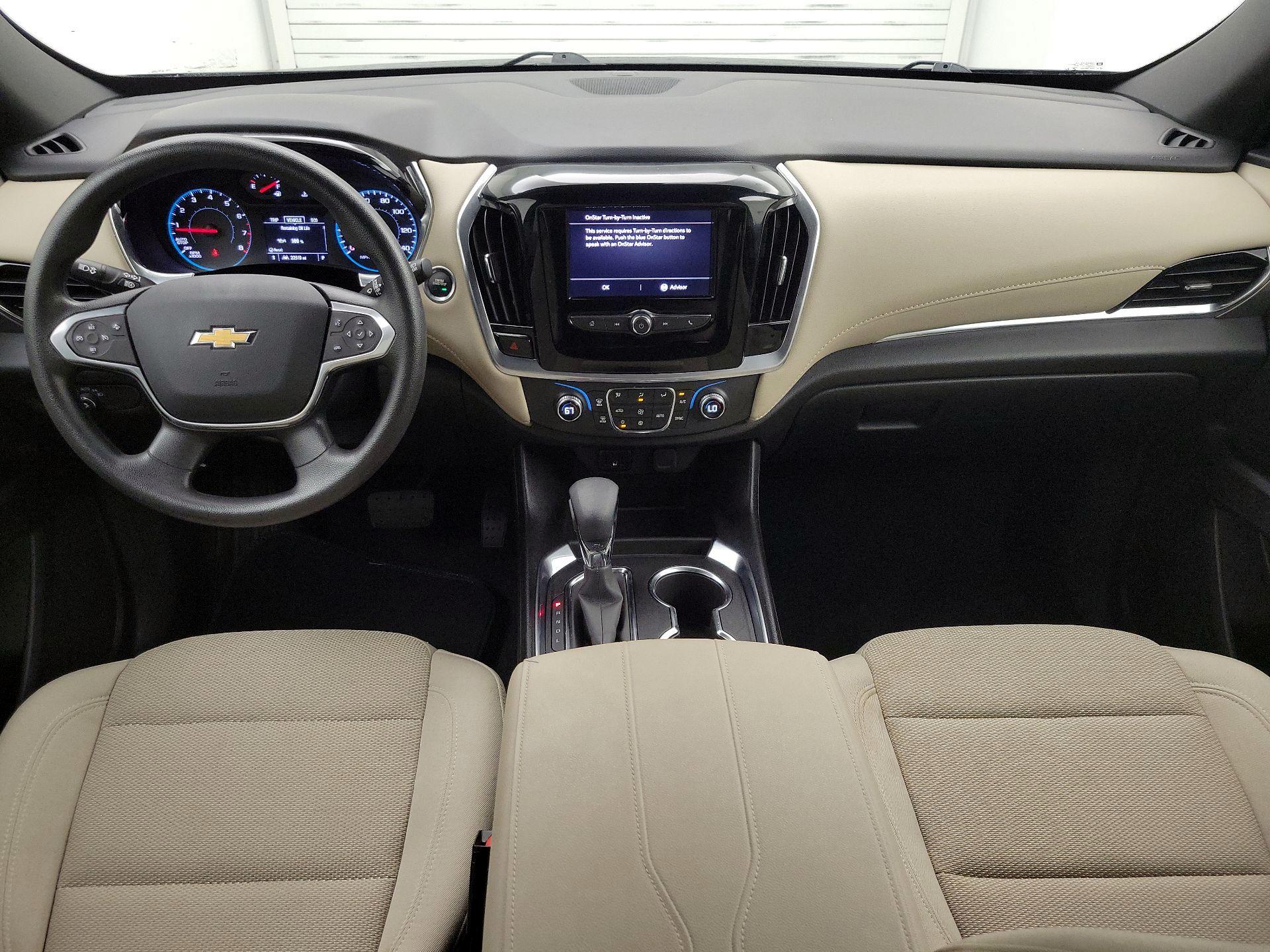 Thumbnail: 2023 Chevrolet Traverse - 9