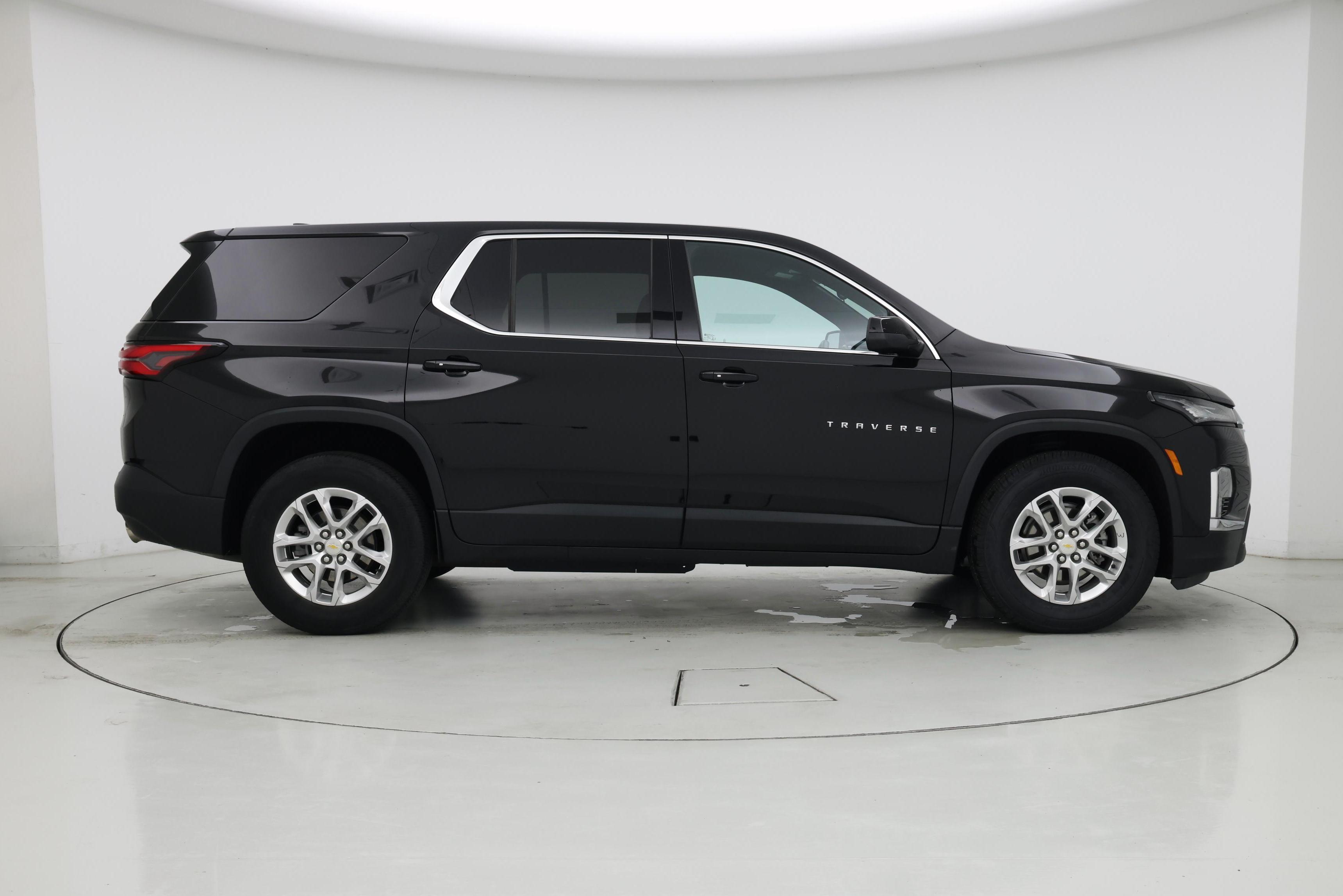 Thumbnail: 2023 Chevrolet Traverse - 7