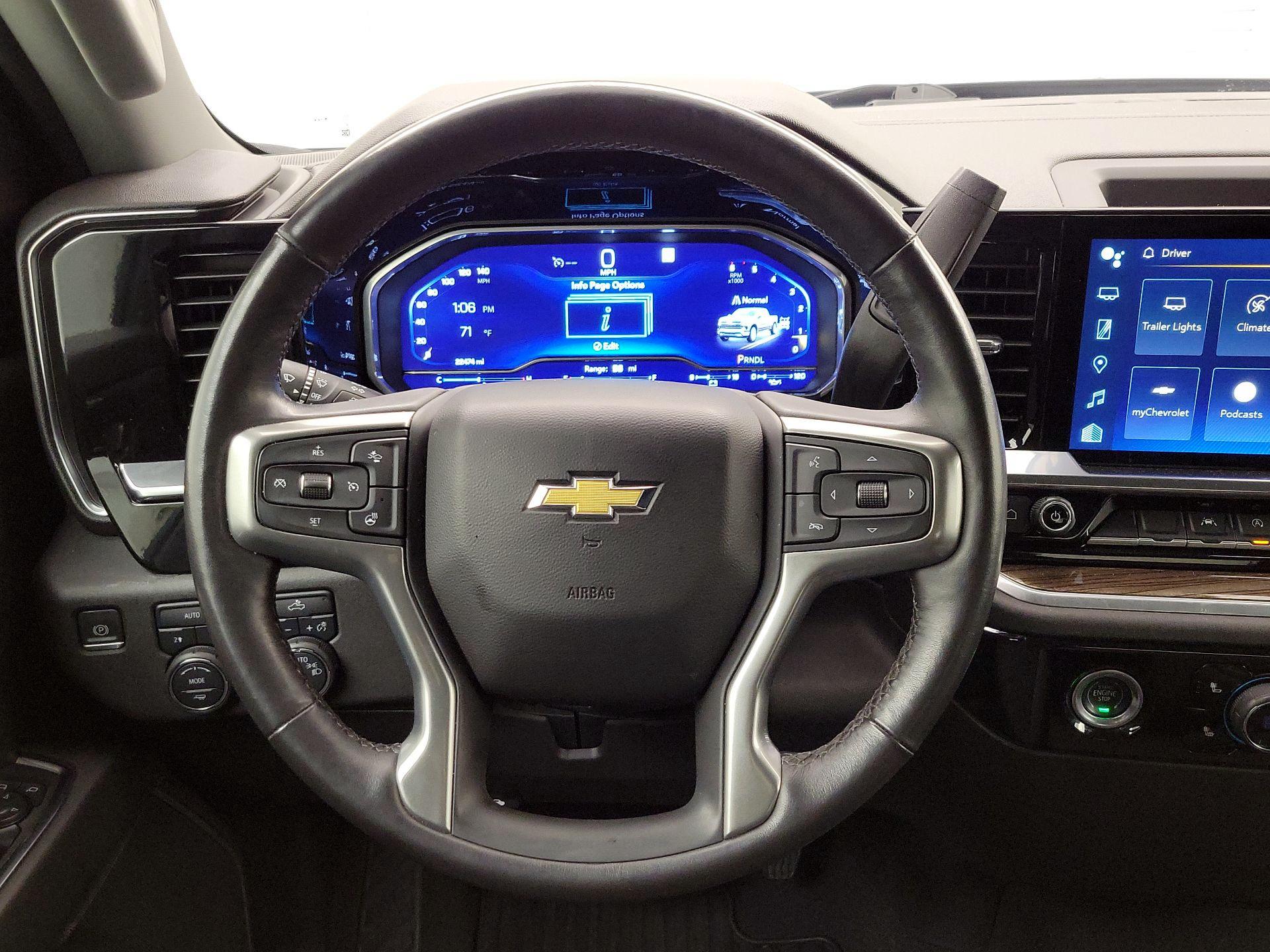 Thumbnail: 2022 Chevrolet Silverado 1500 - 10