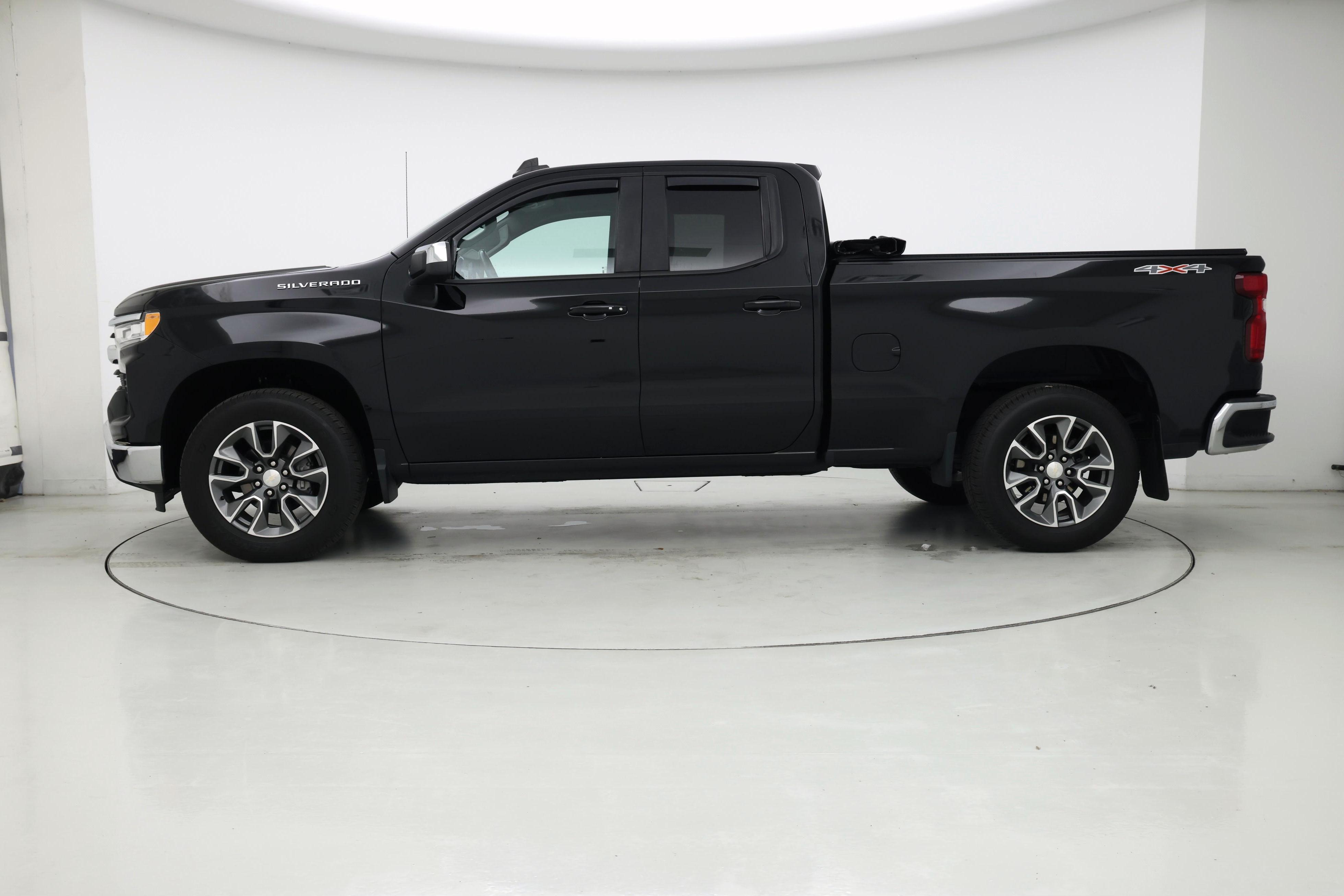 Thumbnail: 2022 Chevrolet Silverado 1500 - 3