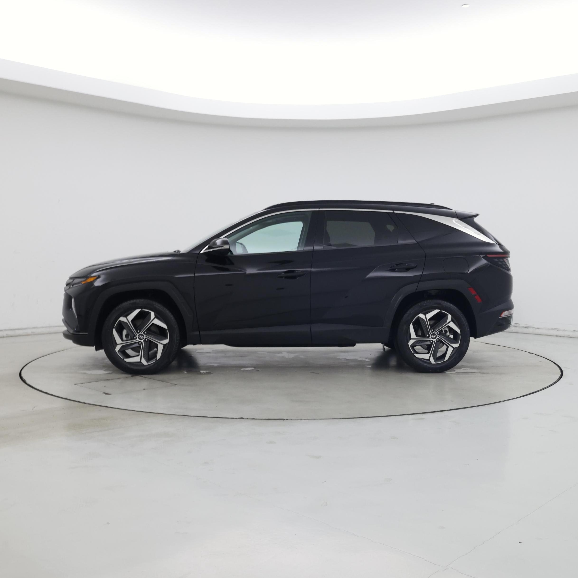 Thumbnail: 2022 Hyundai Tucson - 3