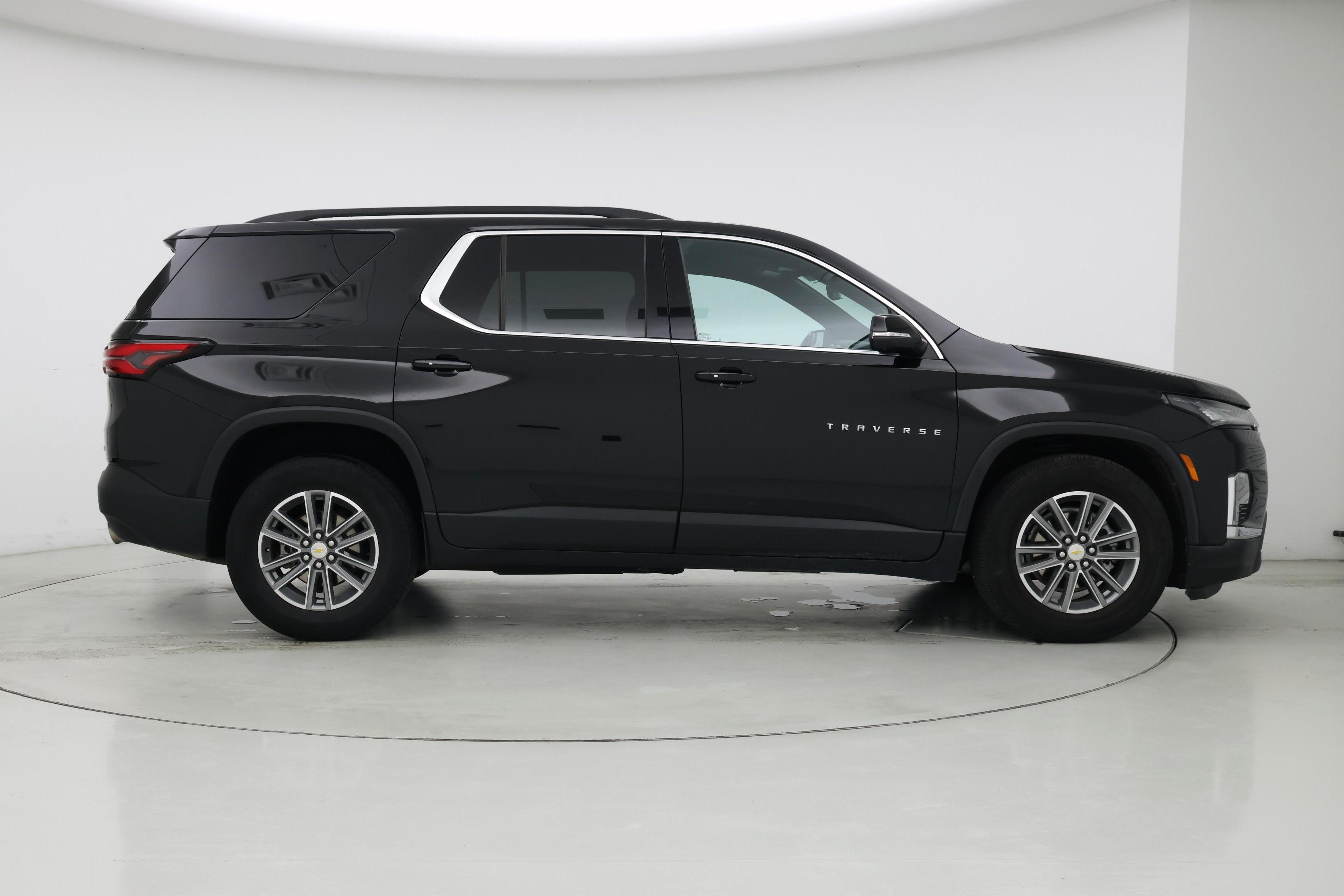 Thumbnail: 2022 Chevrolet Traverse - 7