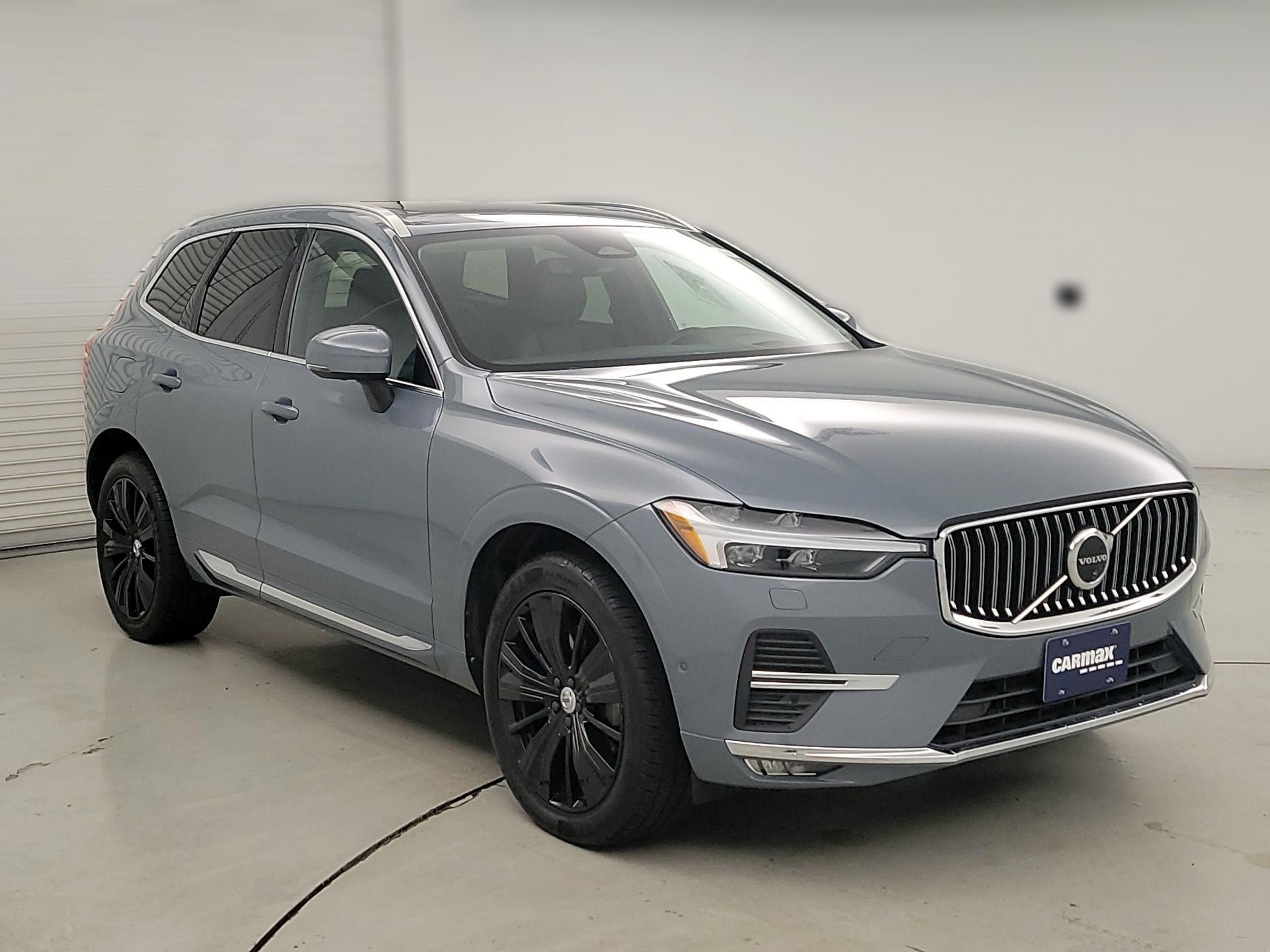 Thumbnail: 2022 Volvo XC60 - 1