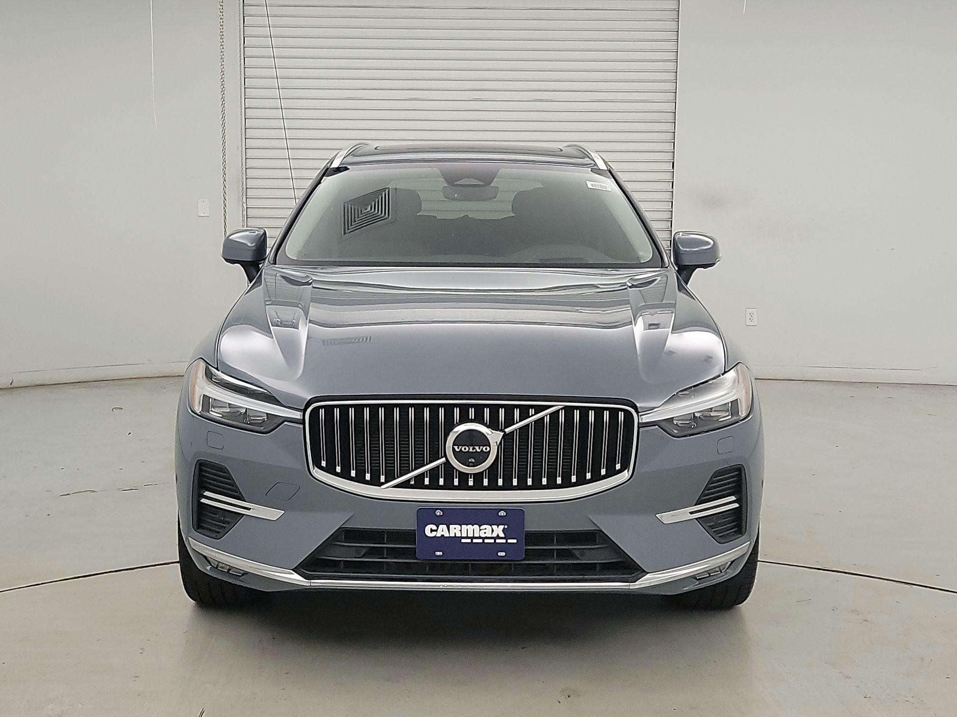 Thumbnail: 2022 Volvo XC60 - 2