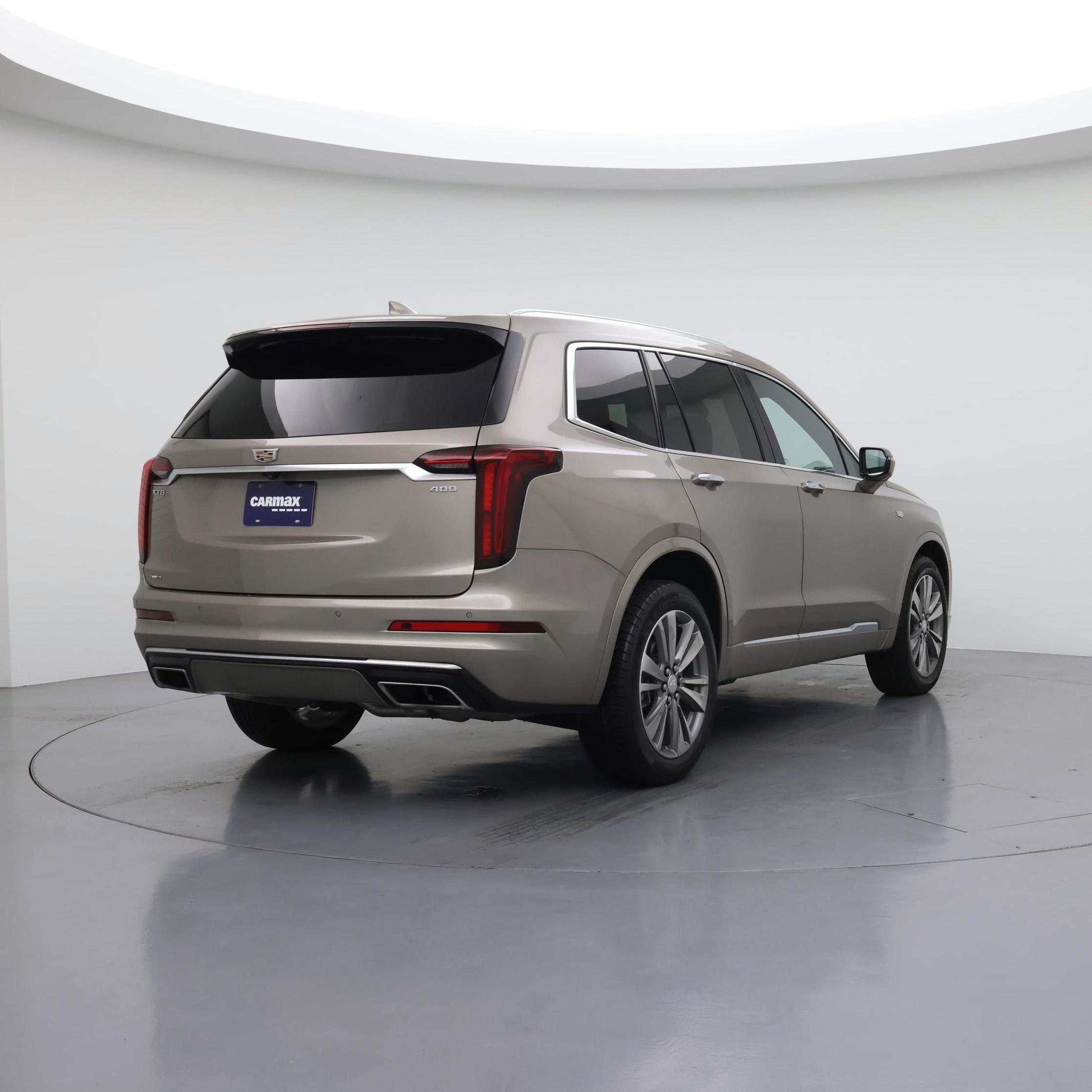 Thumbnail: 2022 Cadillac XT6 - 8