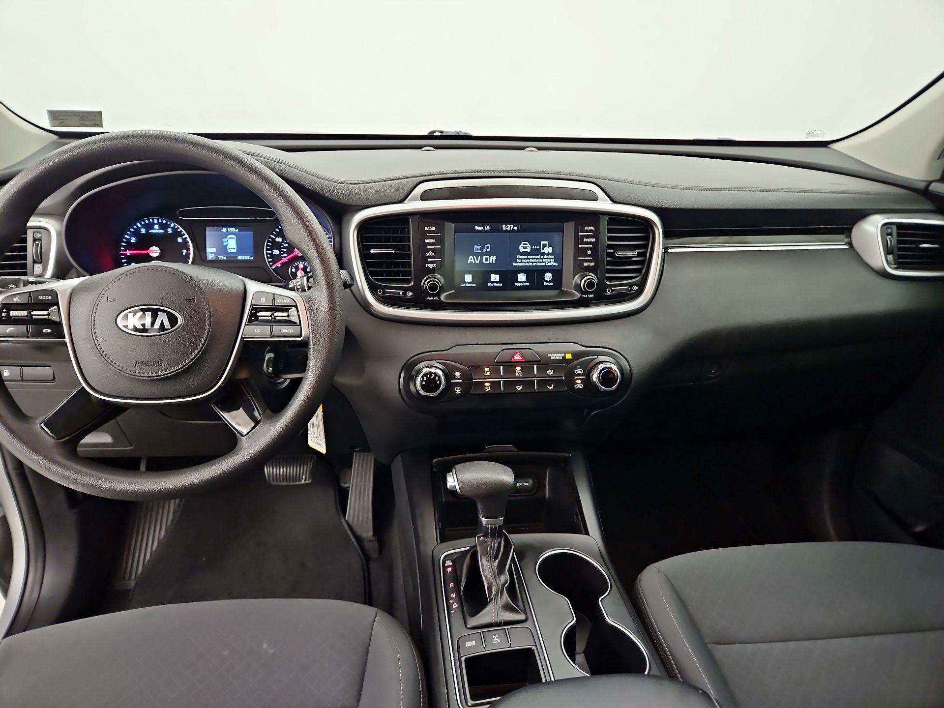 Thumbnail: 2019 Kia Sorento - 9