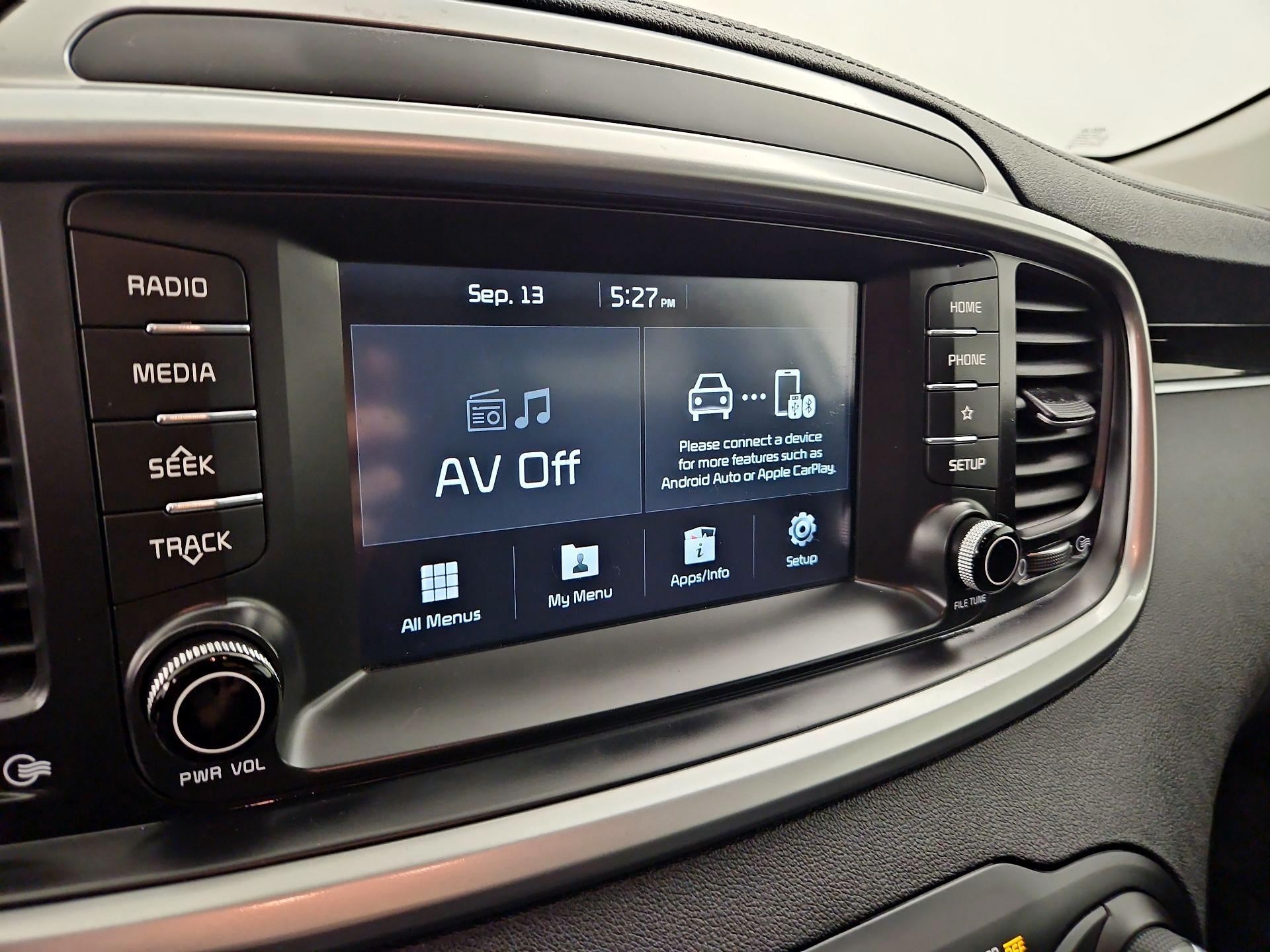 Thumbnail: 2019 Kia Sorento - 15