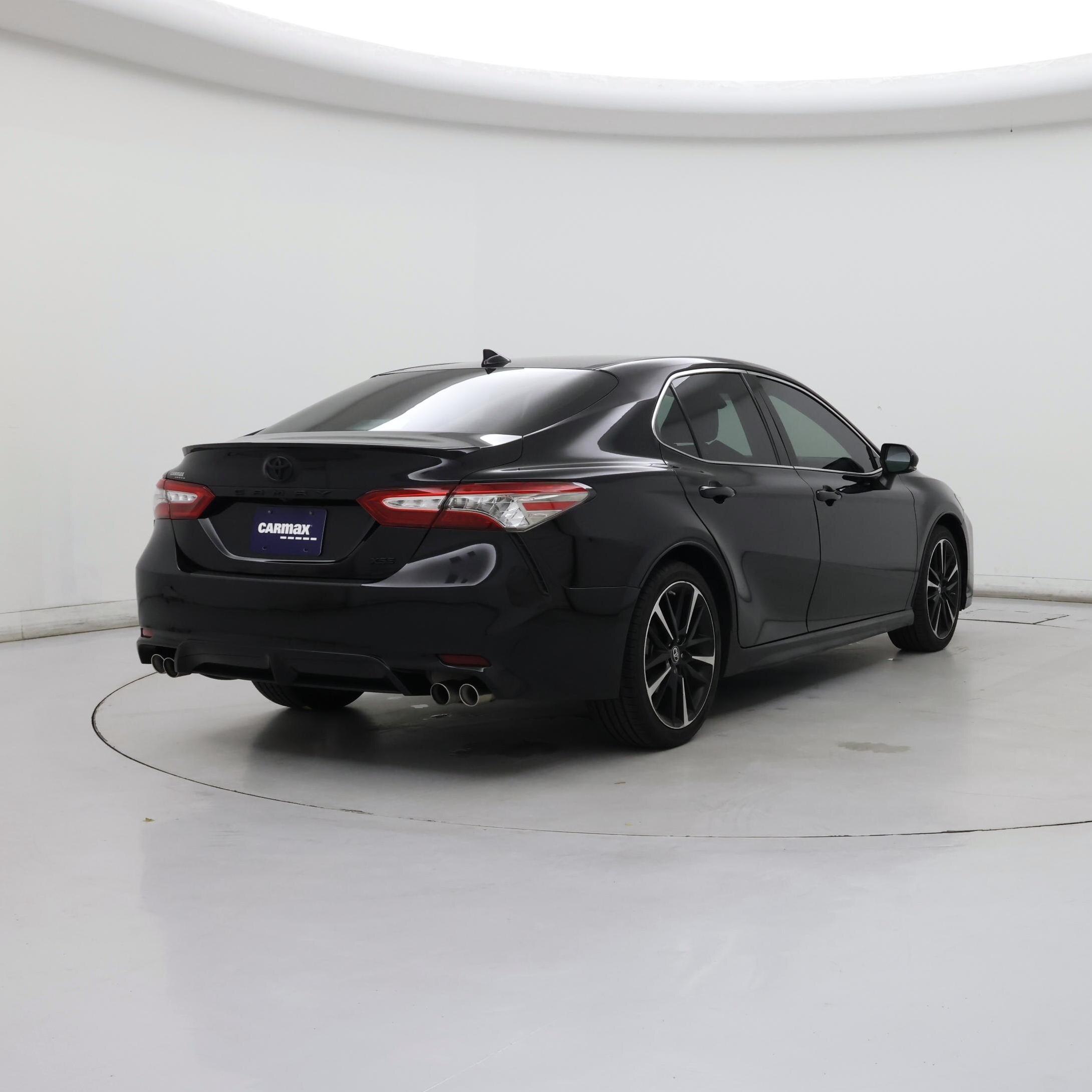 Thumbnail: 2019 Toyota Camry - 8