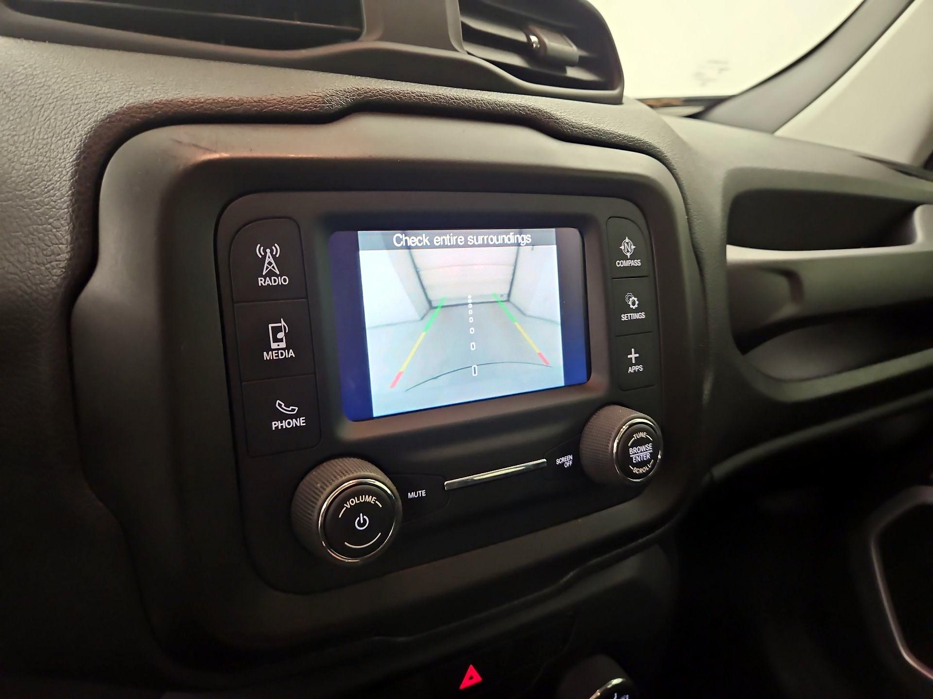 Thumbnail: 2020 Jeep Renegade - 14