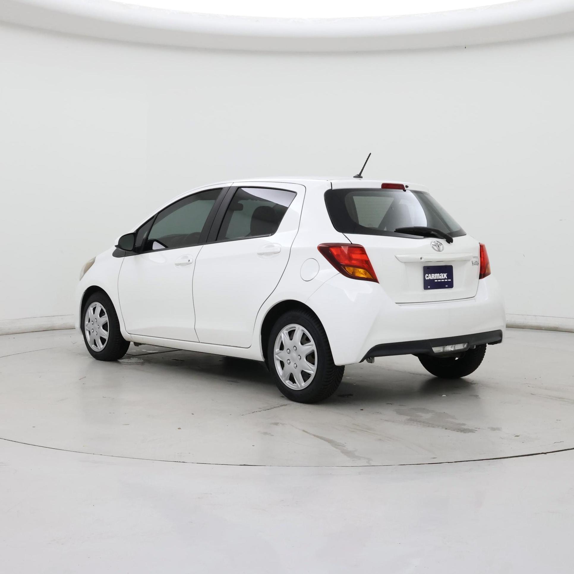 Thumbnail: 2015 Toyota Yaris - 2