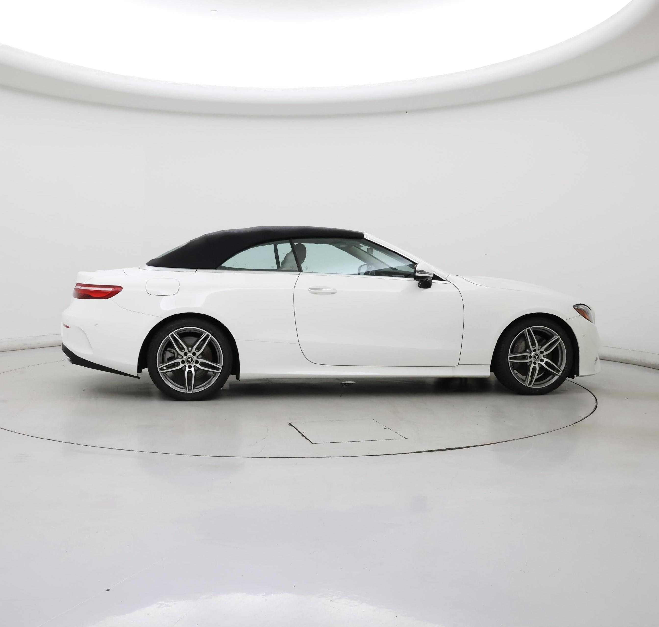 Thumbnail: 2019 Mercedes-Benz E-Class - 7