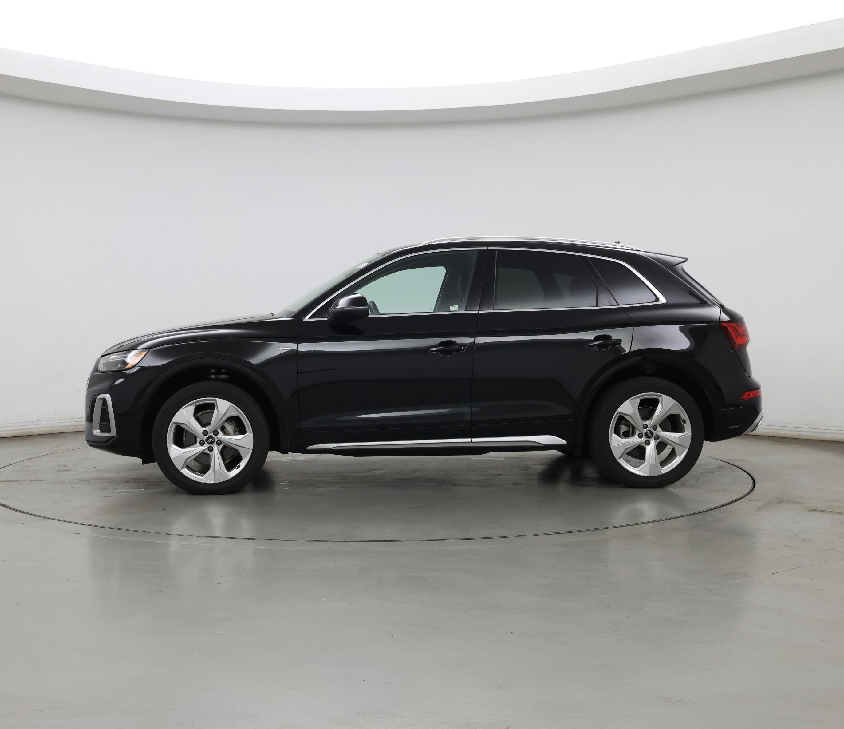 Thumbnail: 2022 Audi Q5 - 3