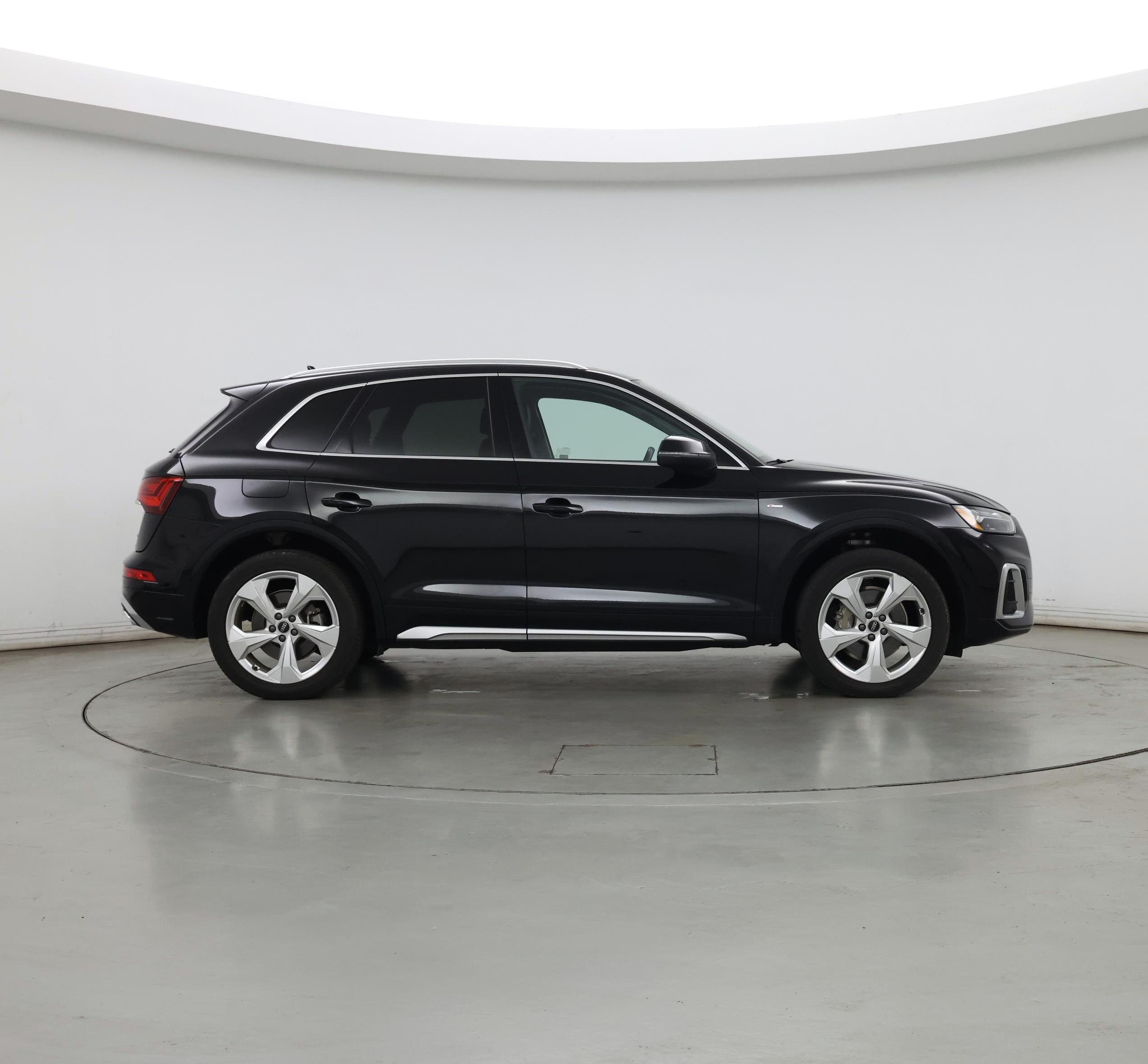 Thumbnail: 2022 Audi Q5 - 7