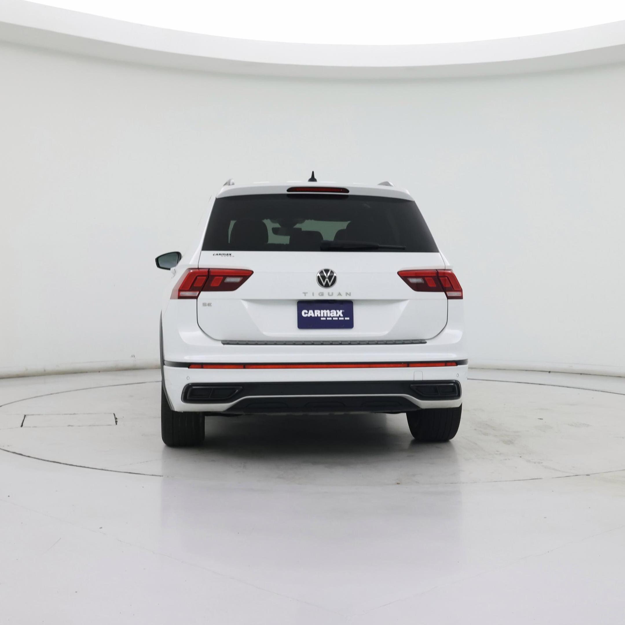 Thumbnail: 2023 Volkswagen Tiguan - 6
