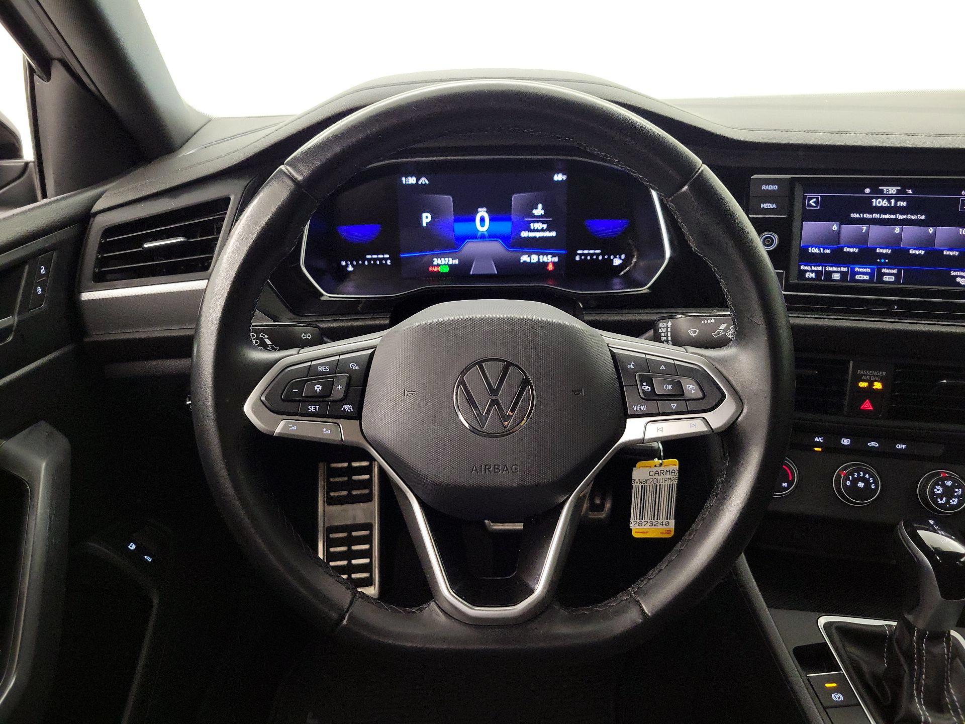 Thumbnail: 2023 Volkswagen Jetta - 10