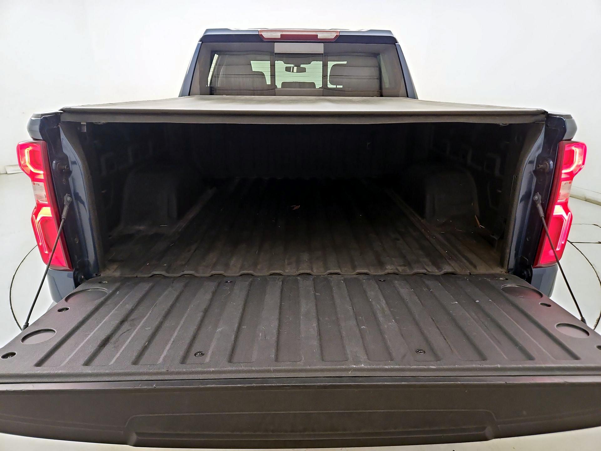 Thumbnail: 2020 Chevrolet Silverado 1500 - 20
