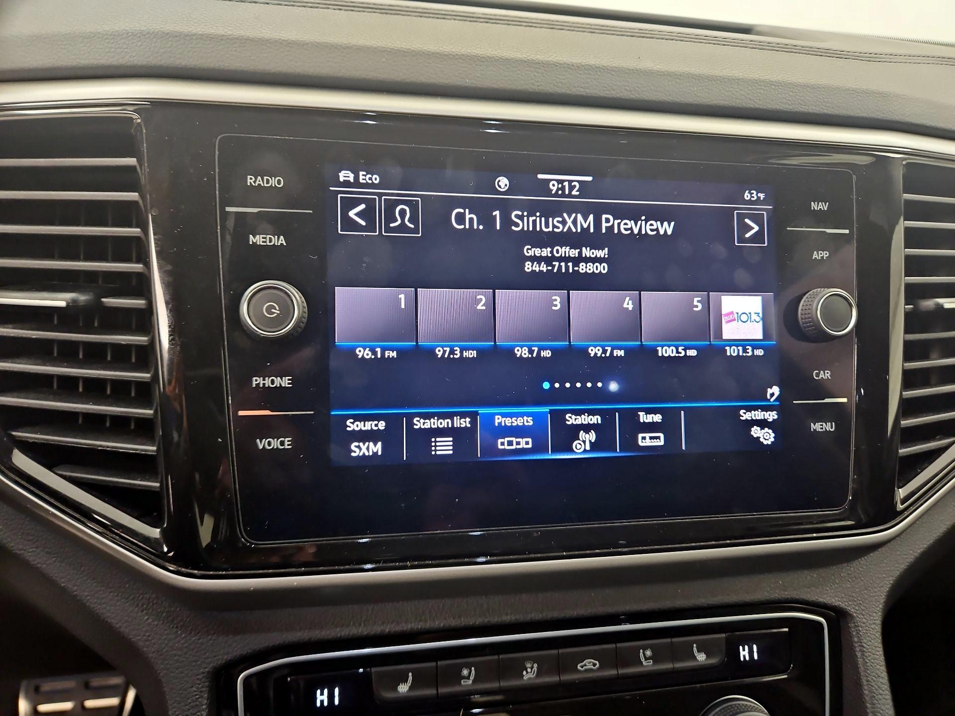 Thumbnail: 2022 Volkswagen Atlas - 16