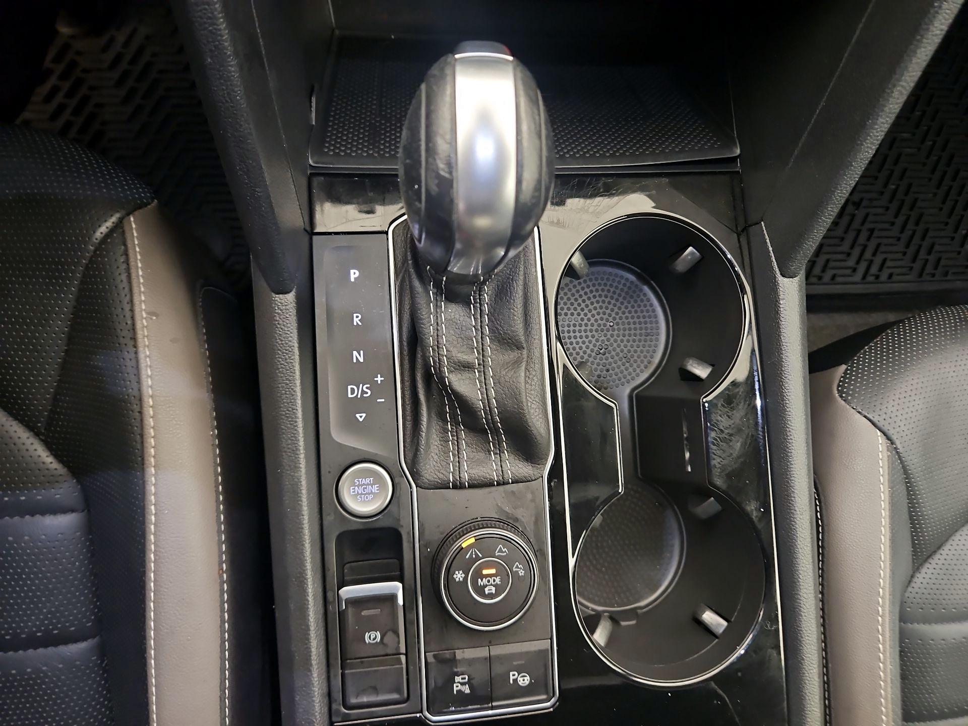 Thumbnail: 2022 Volkswagen Atlas - 18