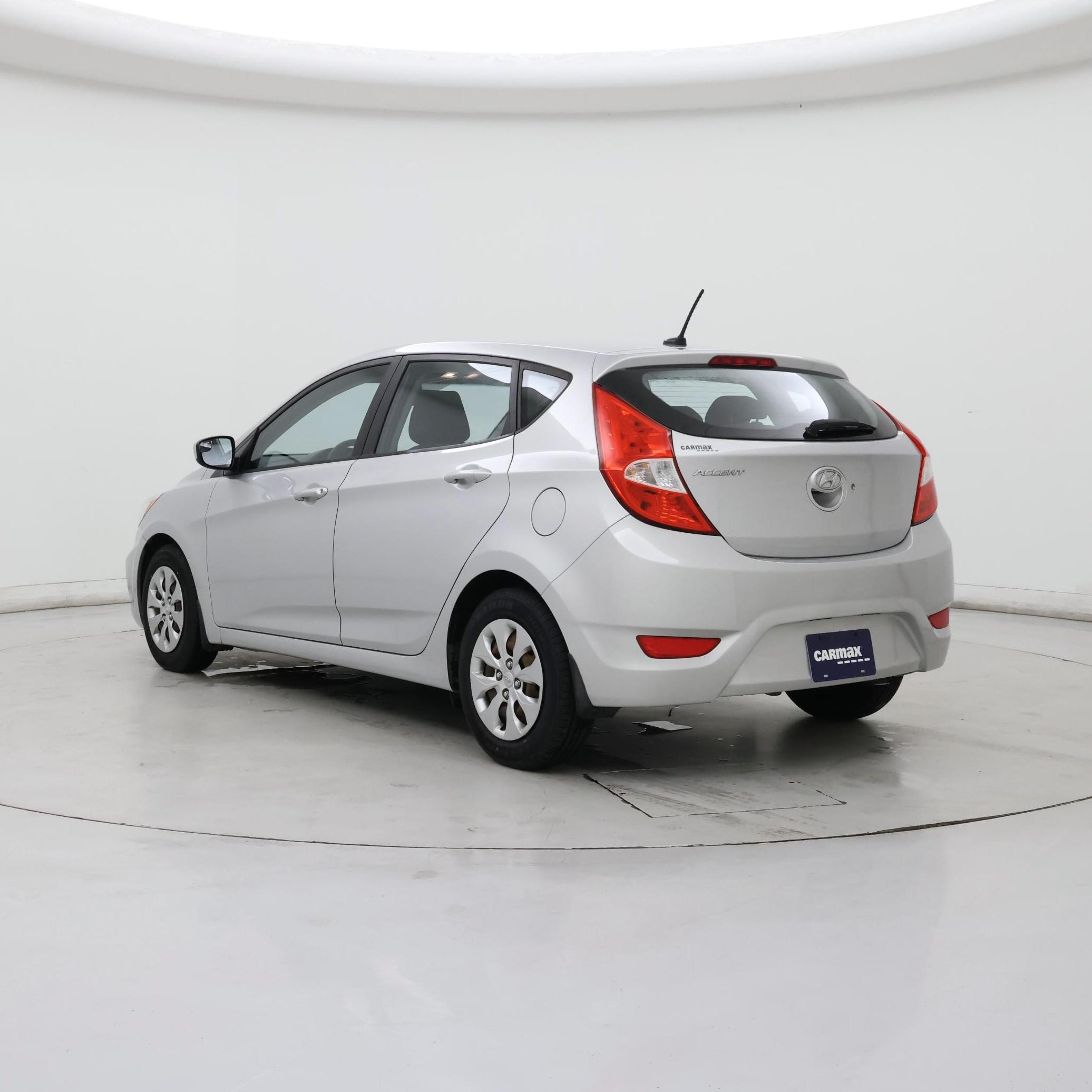 Thumbnail: 2015 Hyundai Accent - 2