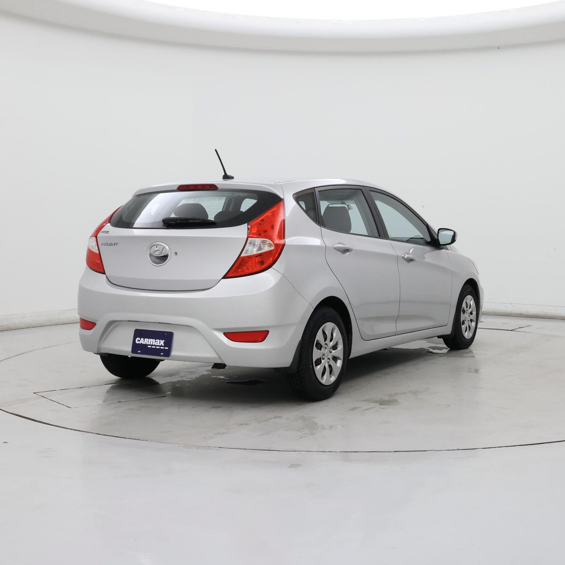 Thumbnail: 2015 Hyundai Accent - 8